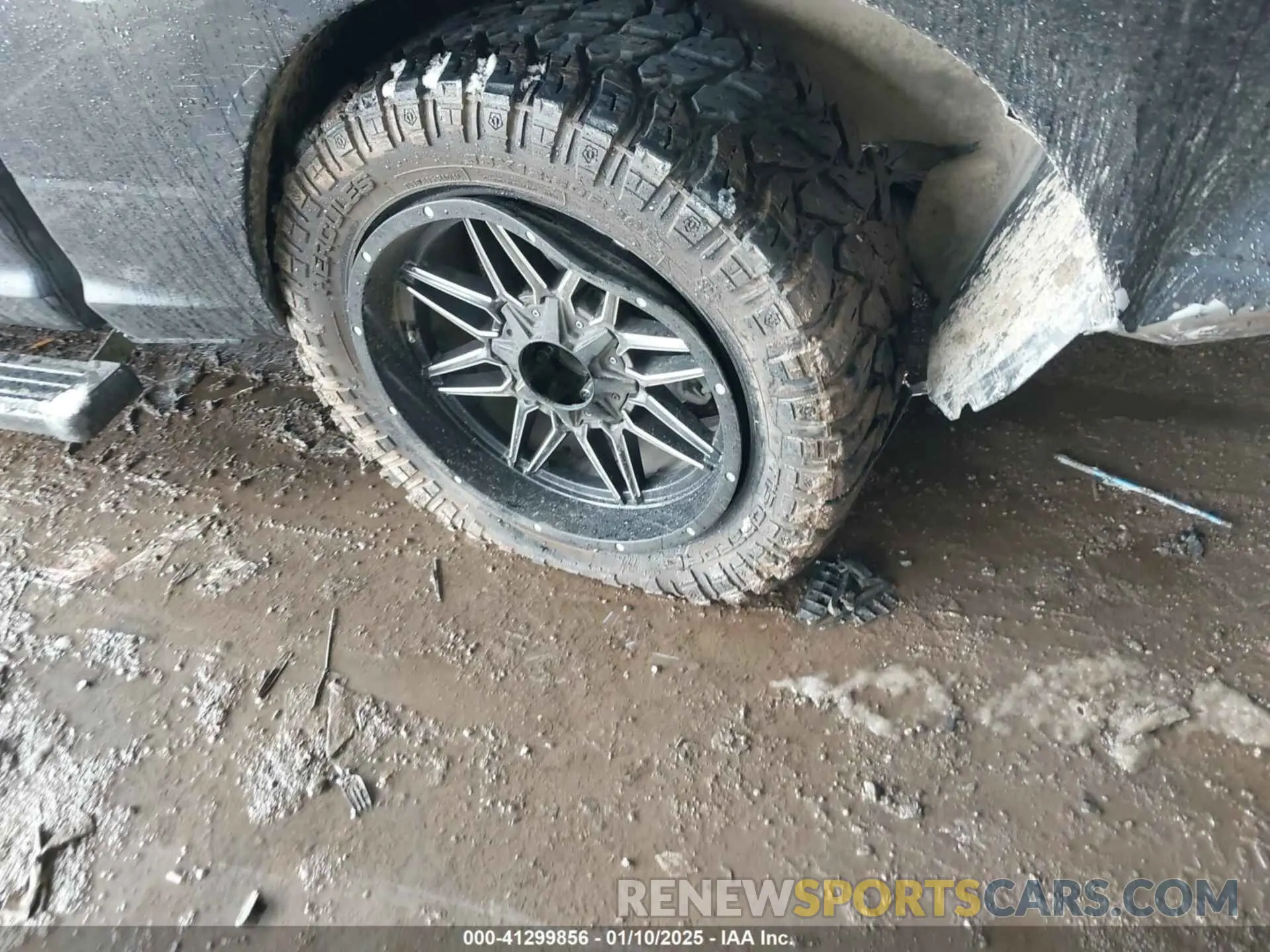 6 Photograph of a damaged car 1C6RR6LT7KS539154 RAM 1500 CLASSIC 2019