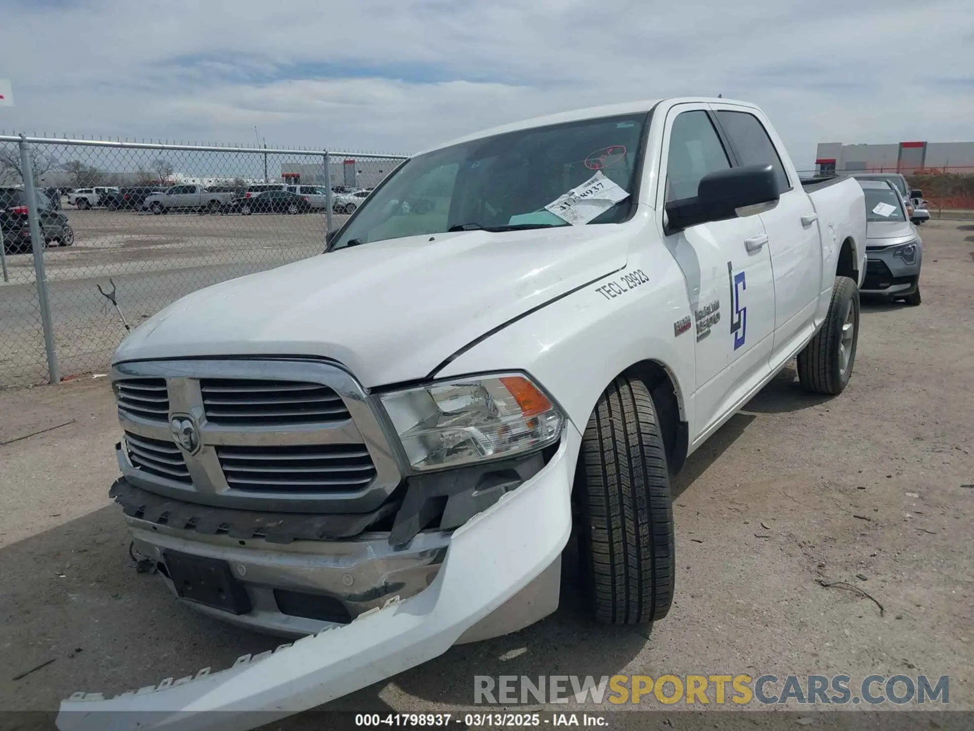 2 Photograph of a damaged car 1C6RR6LT7KS564197 RAM 1500 CLASSIC 2019