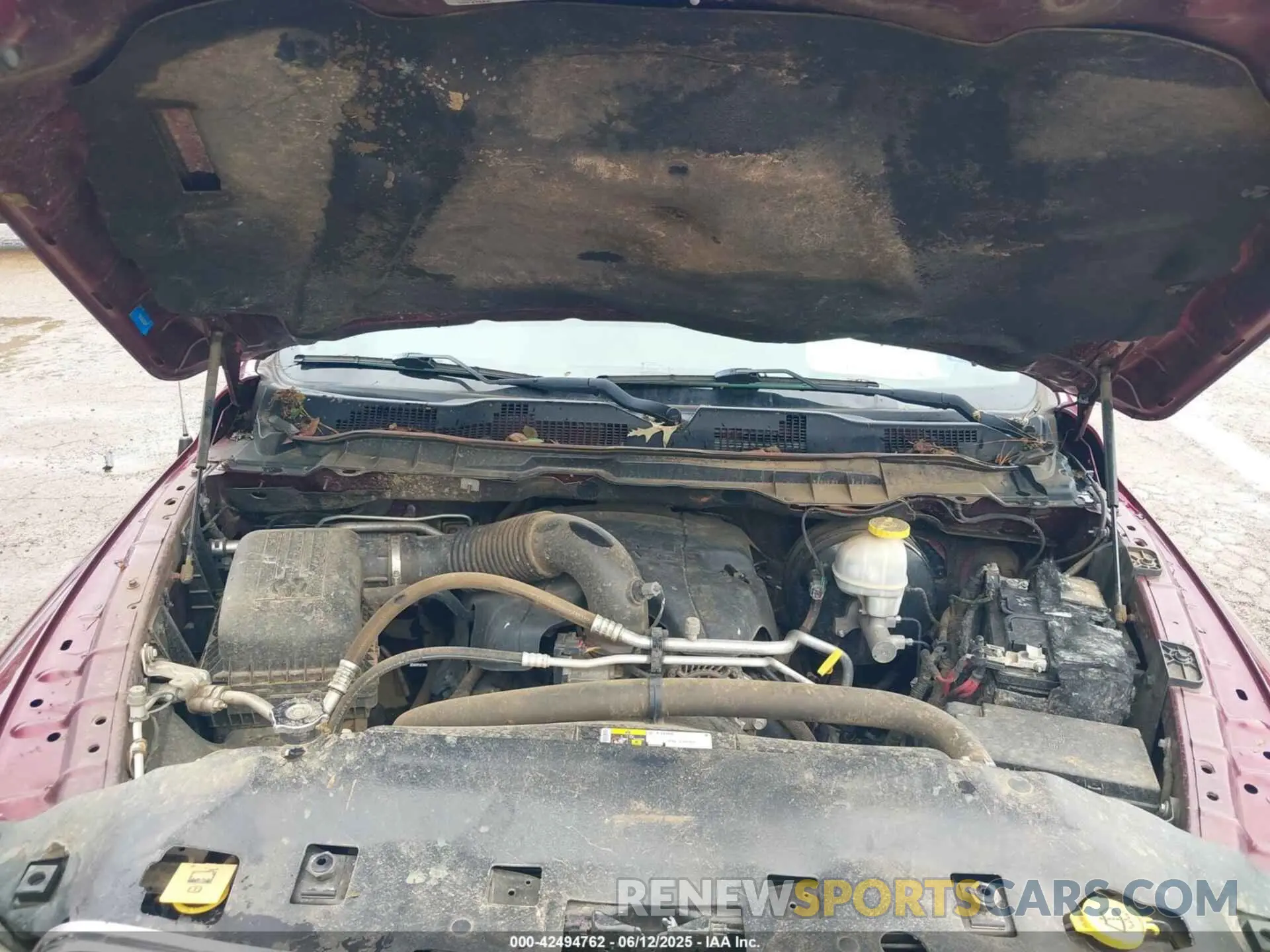 10 Photograph of a damaged car 1C6RR6LT8KS521598 RAM 1500 CLASSIC 2019