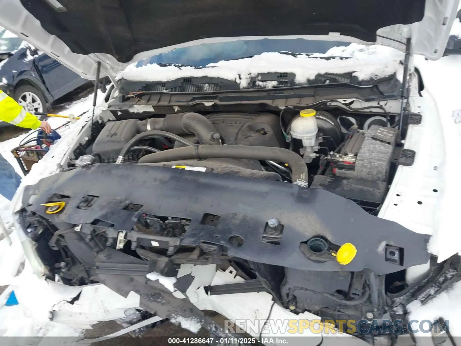 10 Photograph of a damaged car 1C6RR6LT9KS563682 RAM 1500 CLASSIC 2019