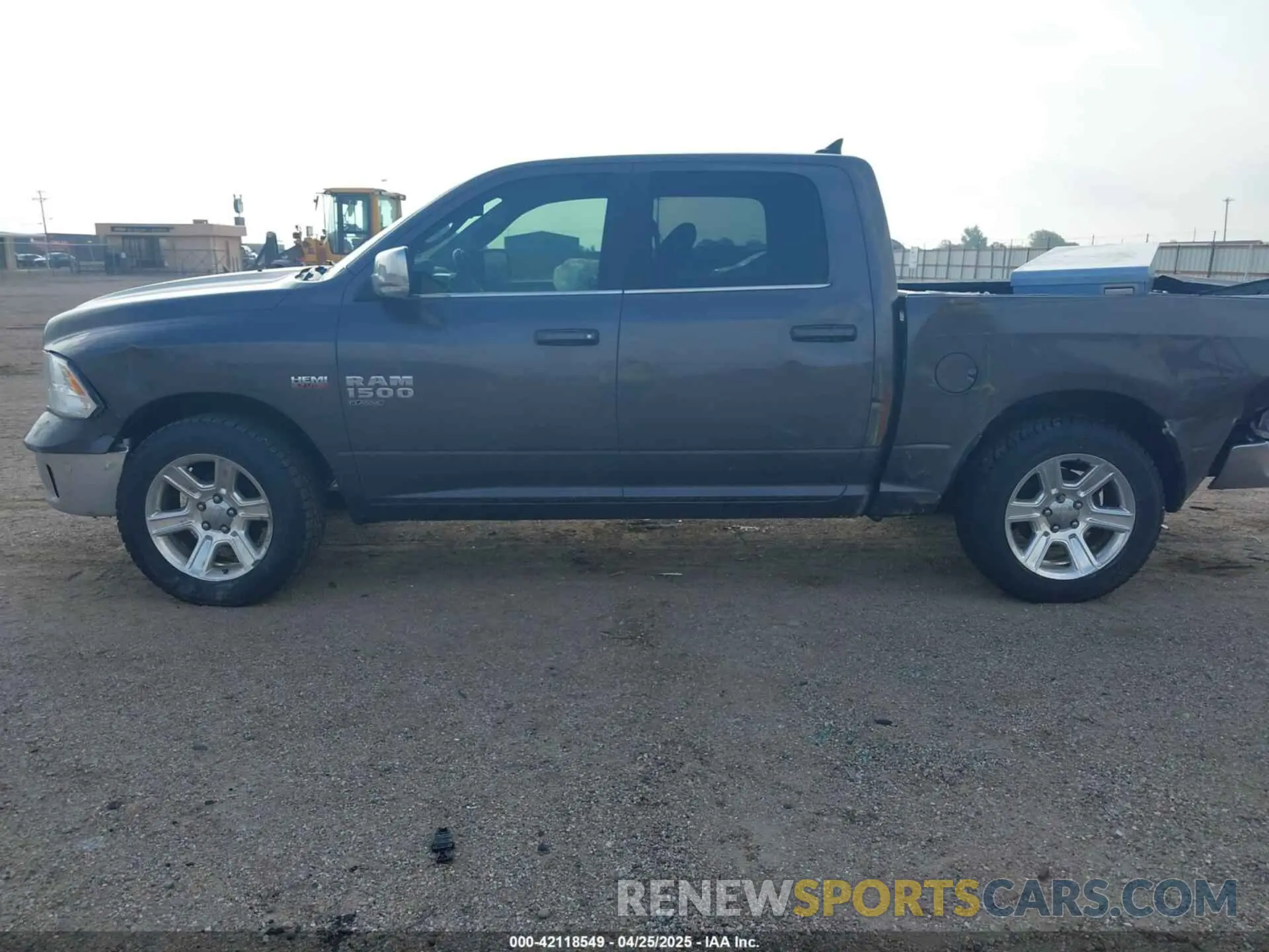 14 Photograph of a damaged car 1C6RR6LTXKS602604 RAM 1500 CLASSIC 2019