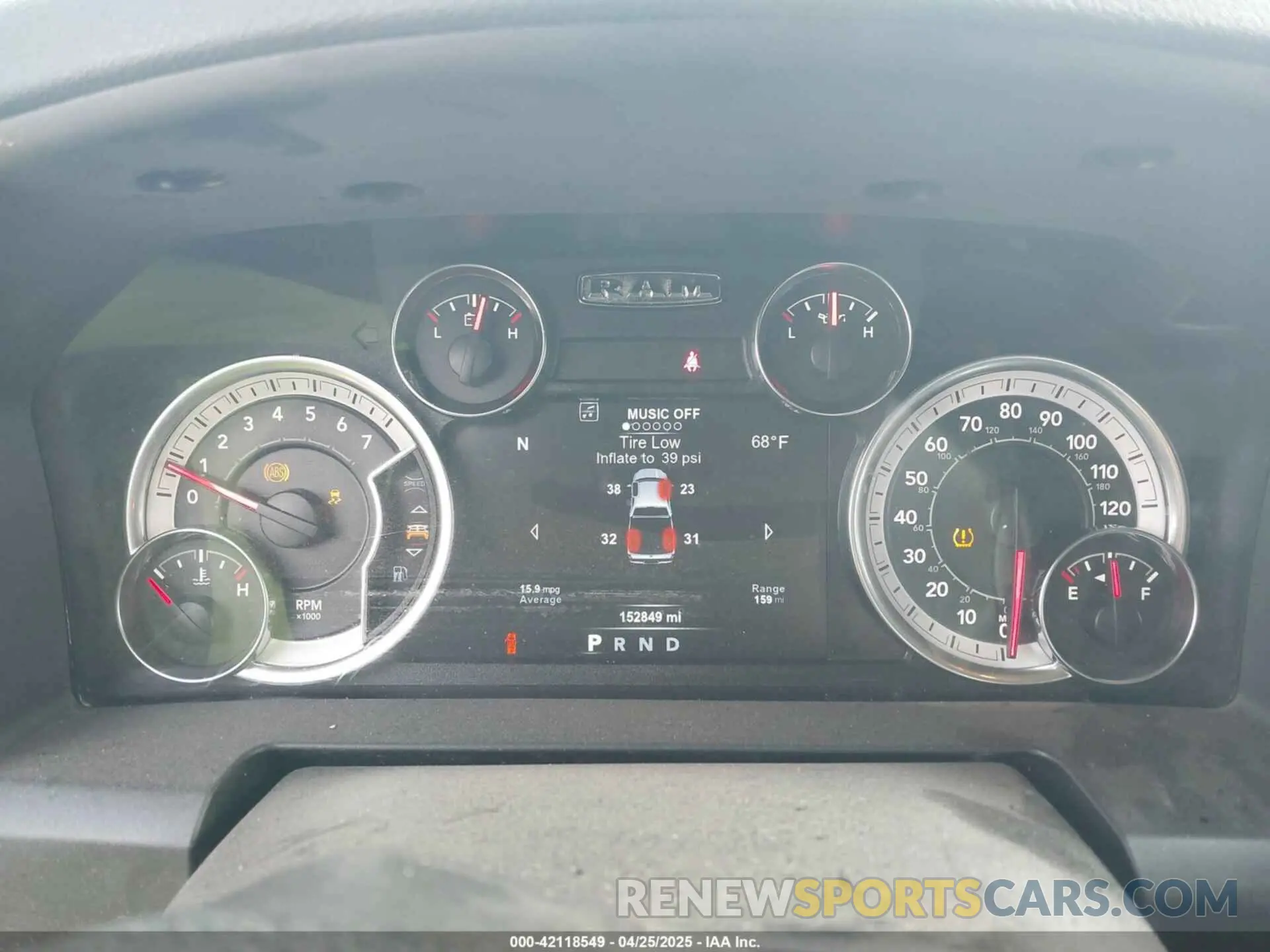 7 Photograph of a damaged car 1C6RR6LTXKS602604 RAM 1500 CLASSIC 2019