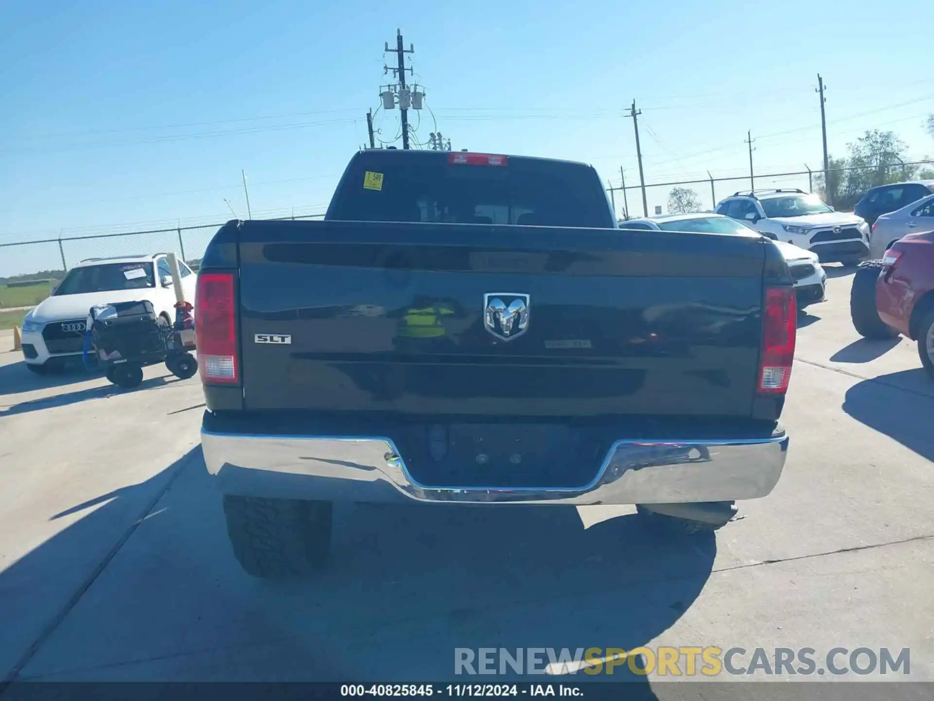 15 Photograph of a damaged car 1C6RR6TT0KS572044 RAM 1500 CLASSIC 2019