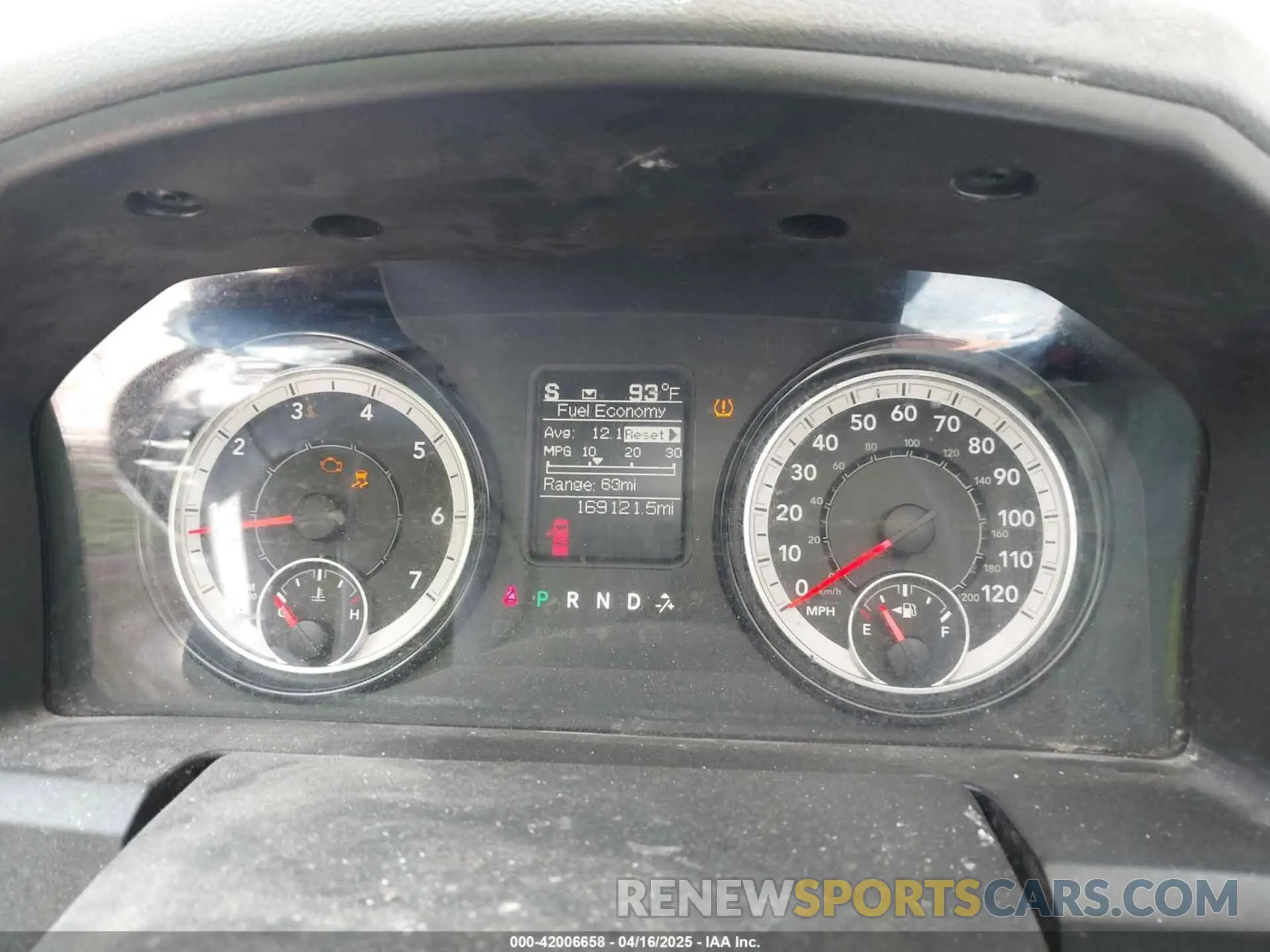 7 Photograph of a damaged car 1C6RR6TT1KS593811 RAM 1500 CLASSIC 2019