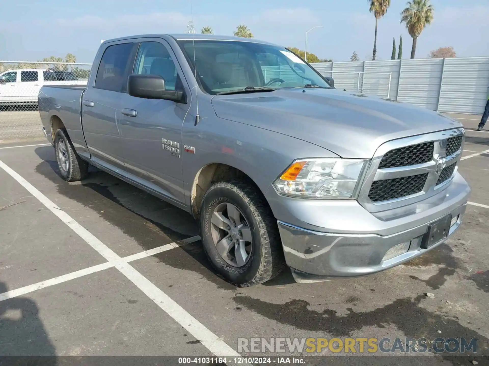 1 Photograph of a damaged car 1C6RR6TT1KS633367 RAM 1500 CLASSIC 2019