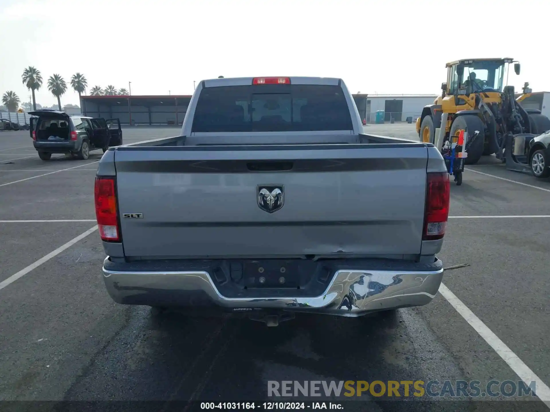 16 Photograph of a damaged car 1C6RR6TT1KS633367 RAM 1500 CLASSIC 2019