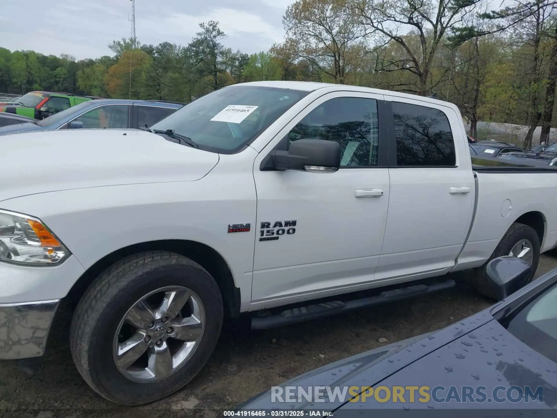 14 Photograph of a damaged car 1C6RR6TT2KS608638 RAM 1500 CLASSIC 2019