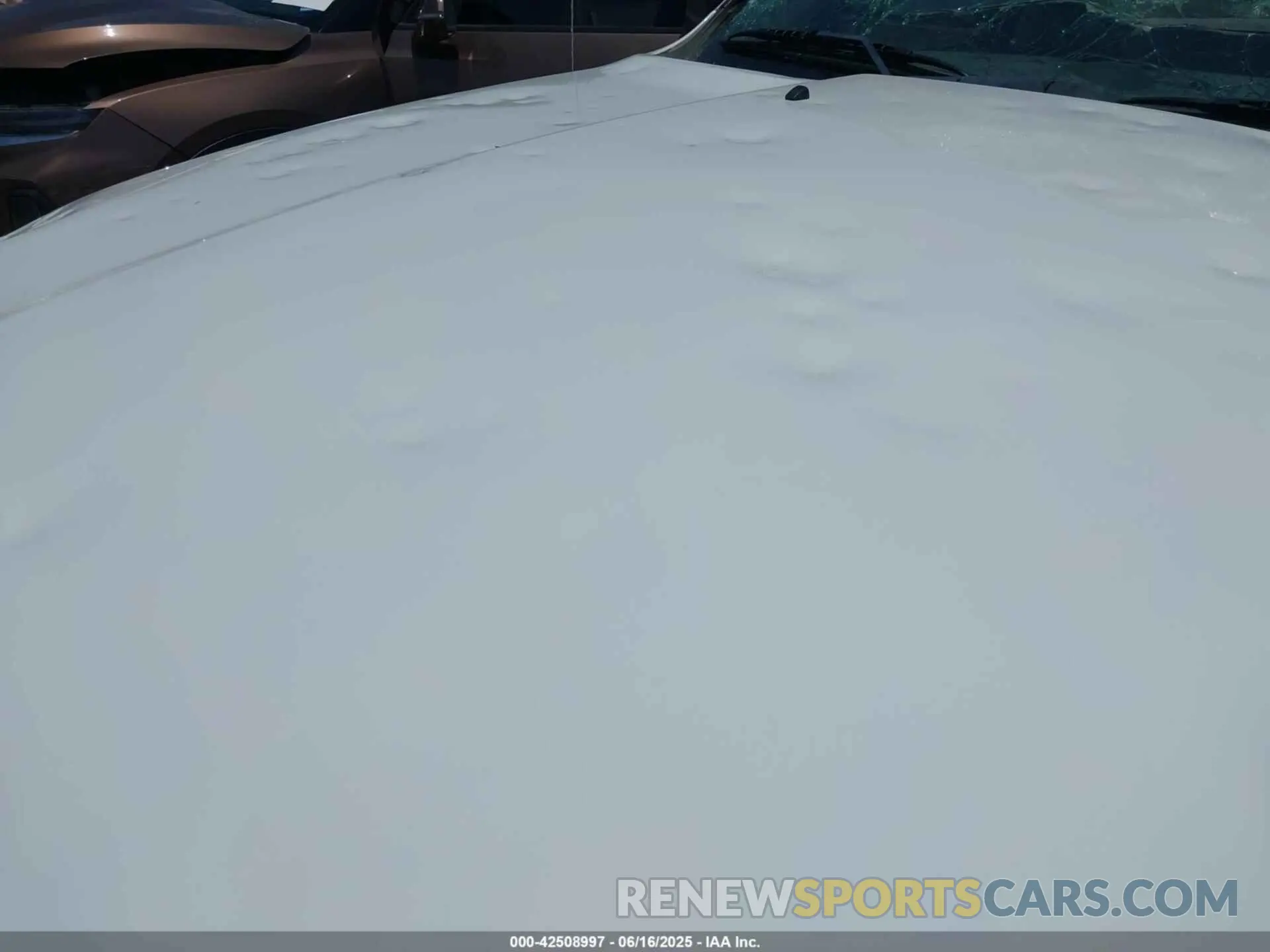 17 Photograph of a damaged car 1C6RR6TT2KS704723 RAM 1500 CLASSIC 2019