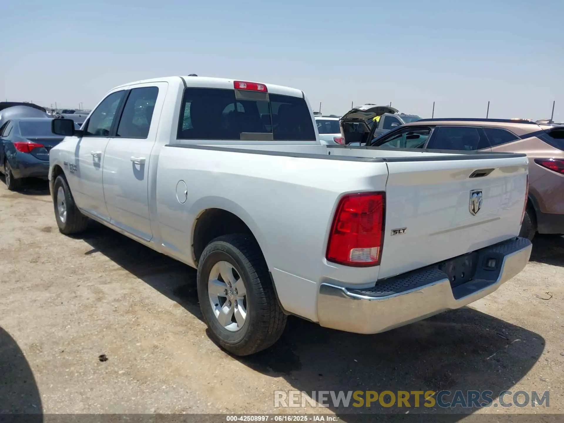 3 Photograph of a damaged car 1C6RR6TT2KS704723 RAM 1500 CLASSIC 2019