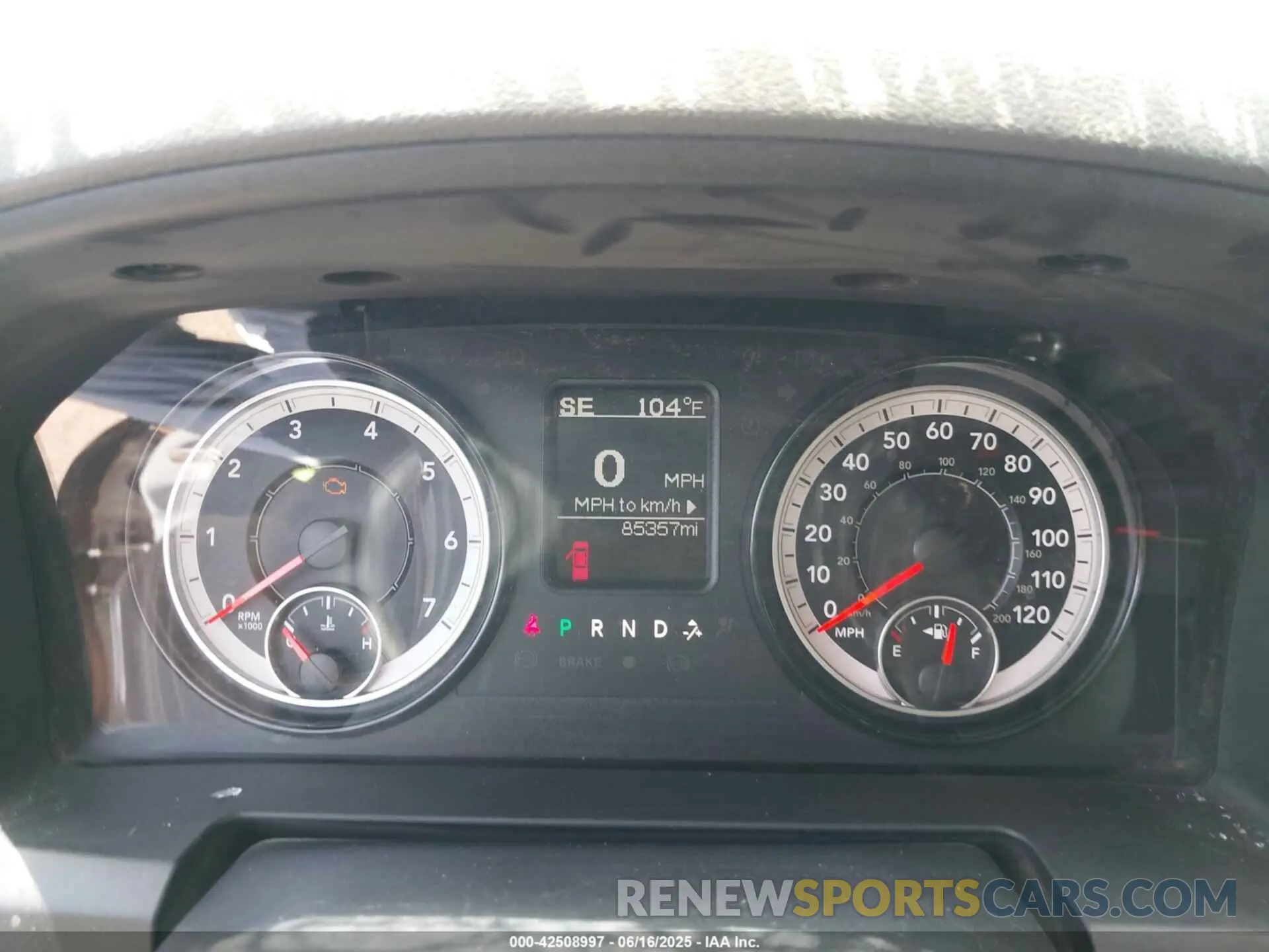 7 Photograph of a damaged car 1C6RR6TT2KS704723 RAM 1500 CLASSIC 2019