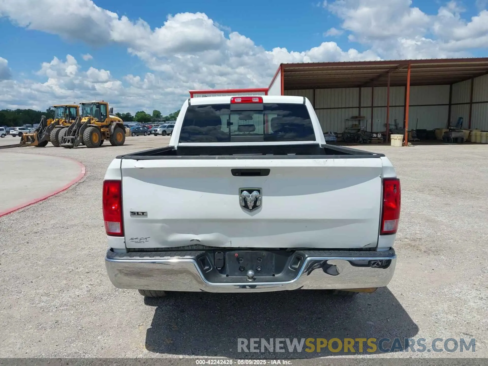 16 Photograph of a damaged car 1C6RR6TT2KS727256 RAM 1500 CLASSIC 2019