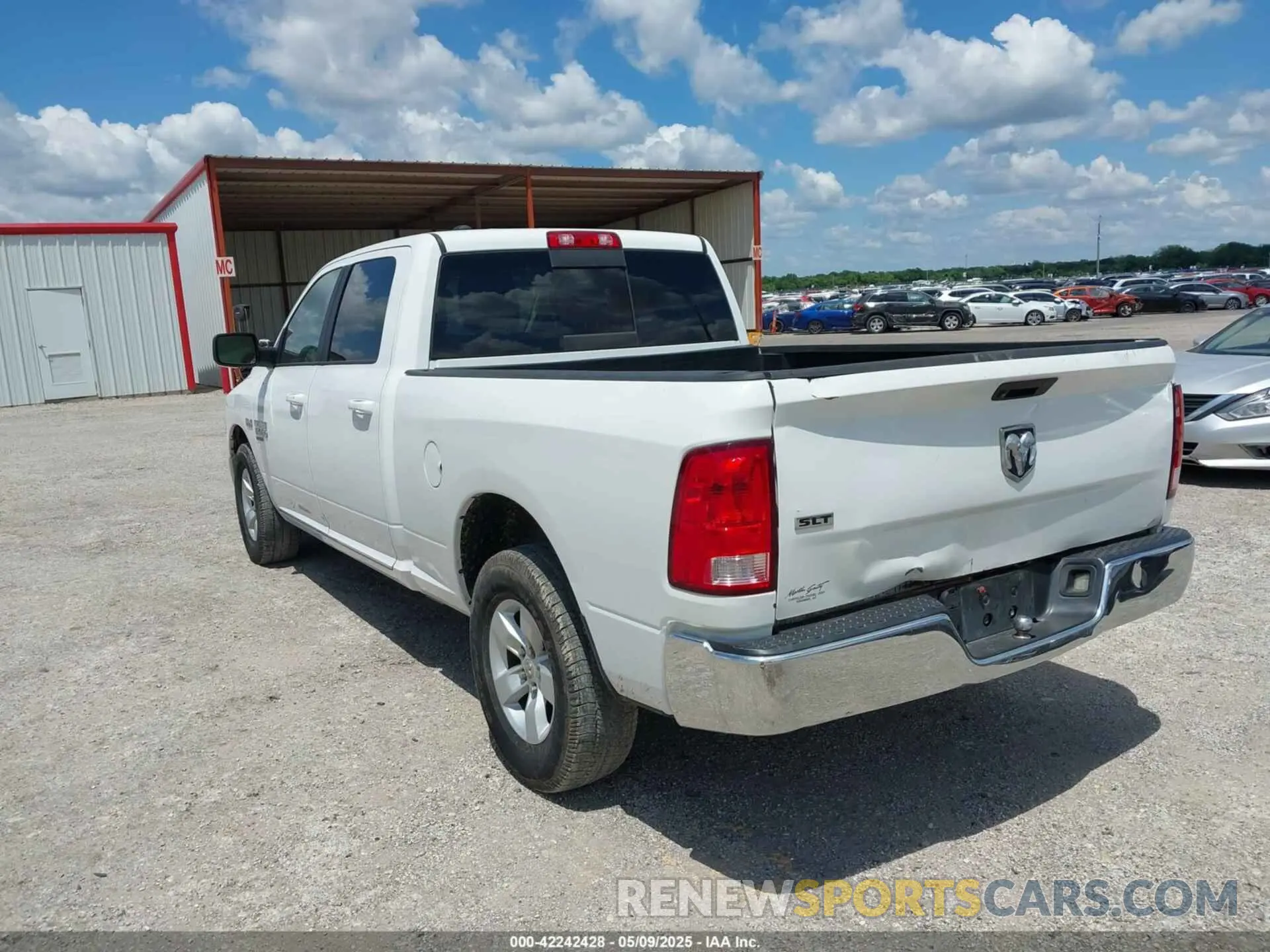 3 Photograph of a damaged car 1C6RR6TT2KS727256 RAM 1500 CLASSIC 2019