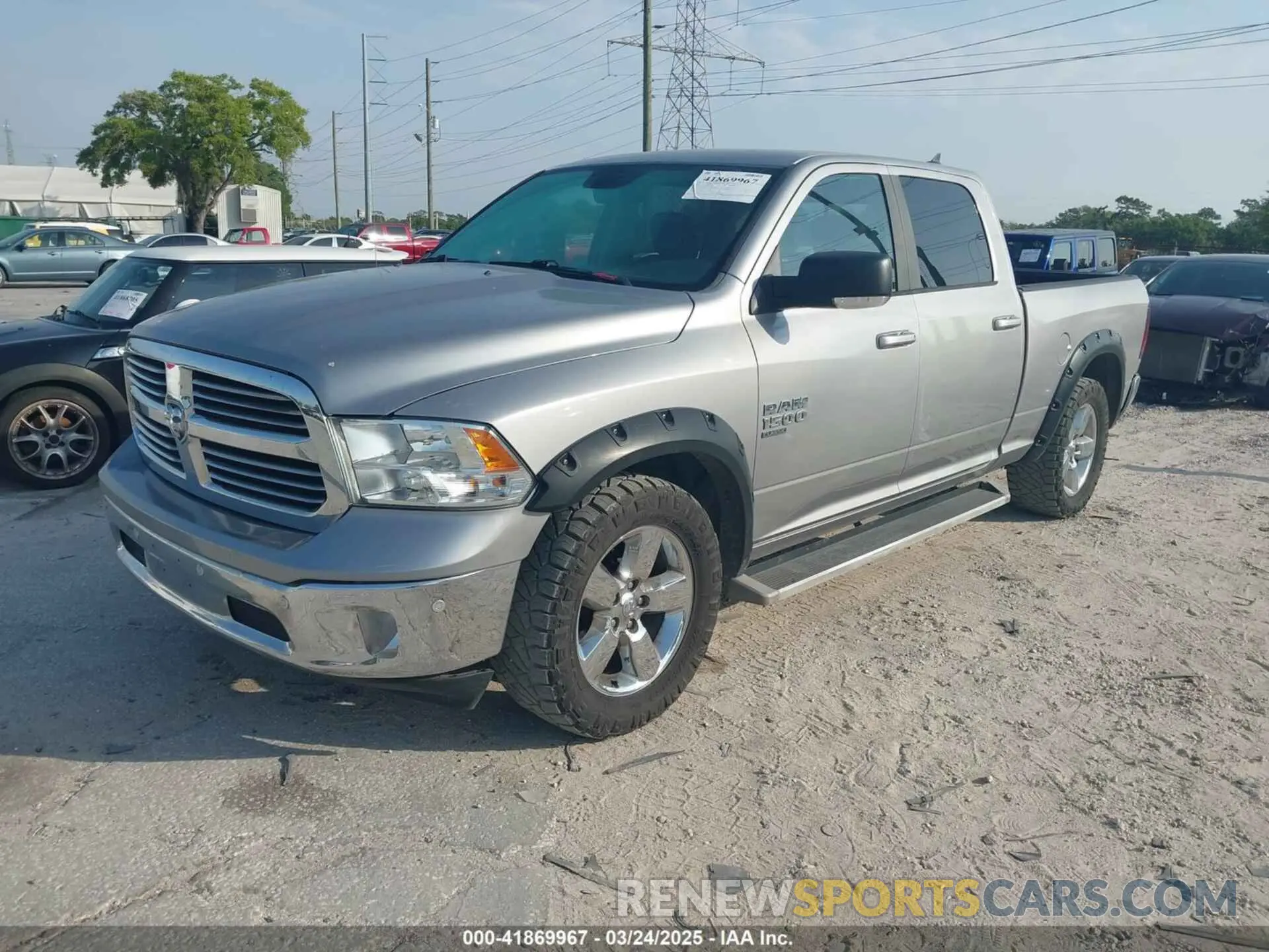 2 Photograph of a damaged car 1C6RR6TT4KS711138 RAM 1500 CLASSIC 2019