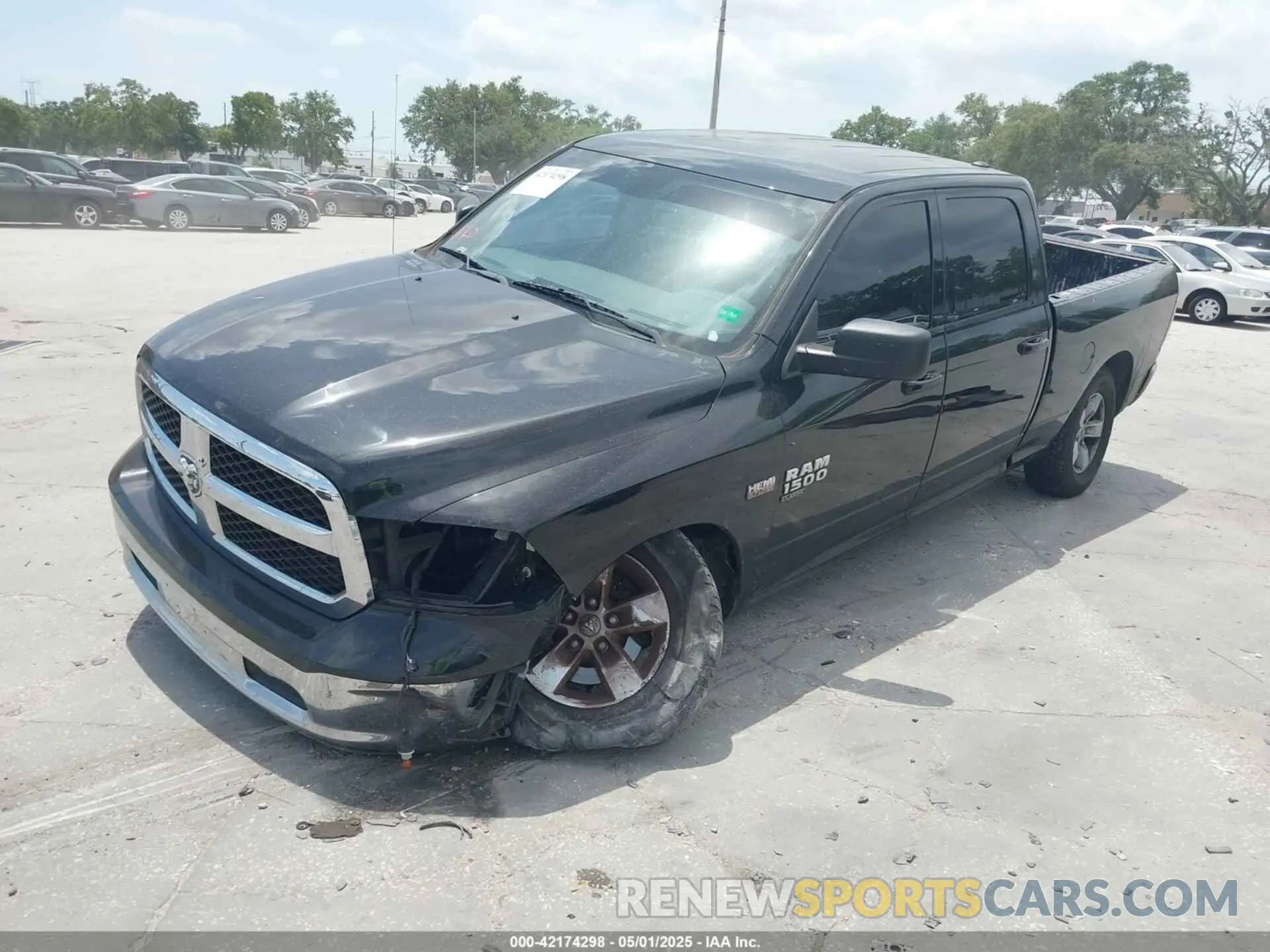2 Photograph of a damaged car 1C6RR6TT5KS561556 RAM 1500 CLASSIC 2019