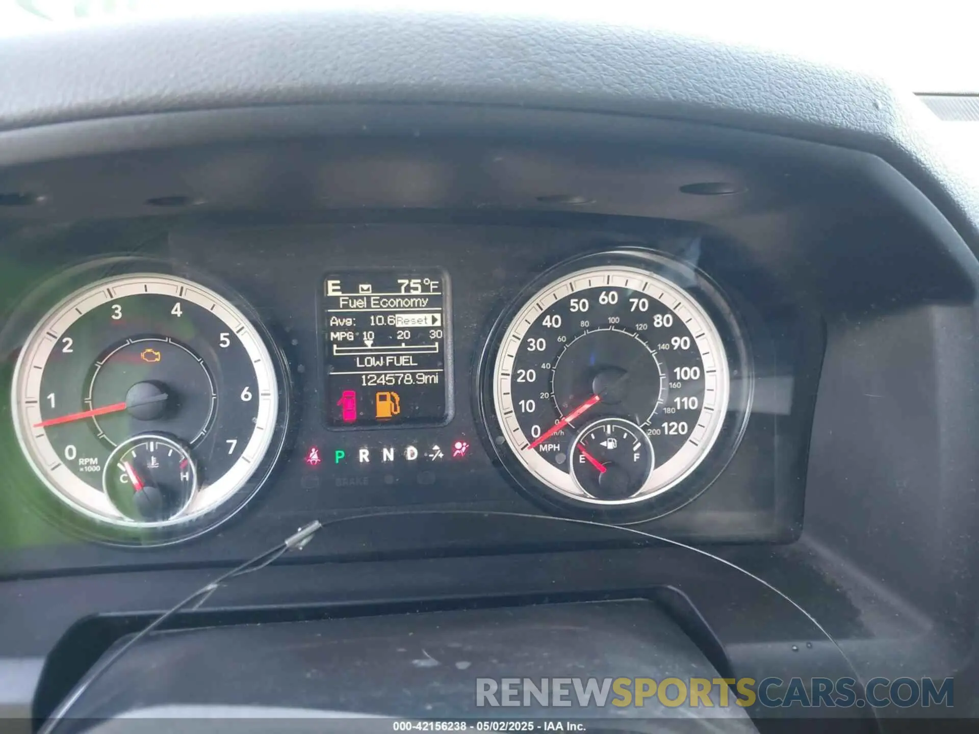 7 Photograph of a damaged car 1C6RR6TT6KS561727 RAM 1500 CLASSIC 2019