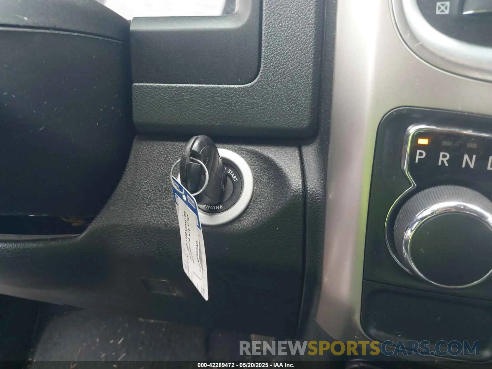 11 Photograph of a damaged car 1C6RR6TT6KS693726 RAM 1500 CLASSIC 2019
