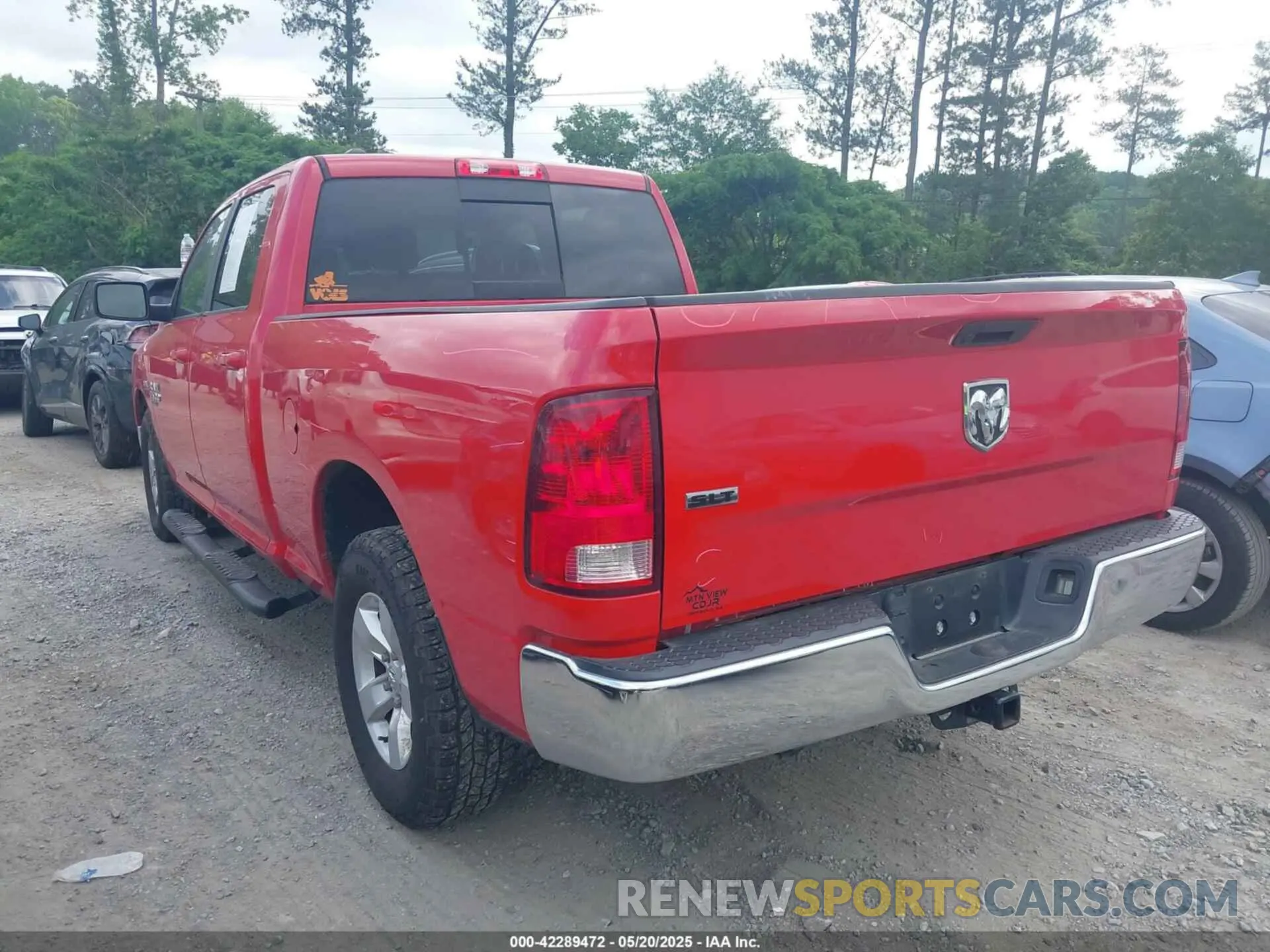 3 Photograph of a damaged car 1C6RR6TT6KS693726 RAM 1500 CLASSIC 2019
