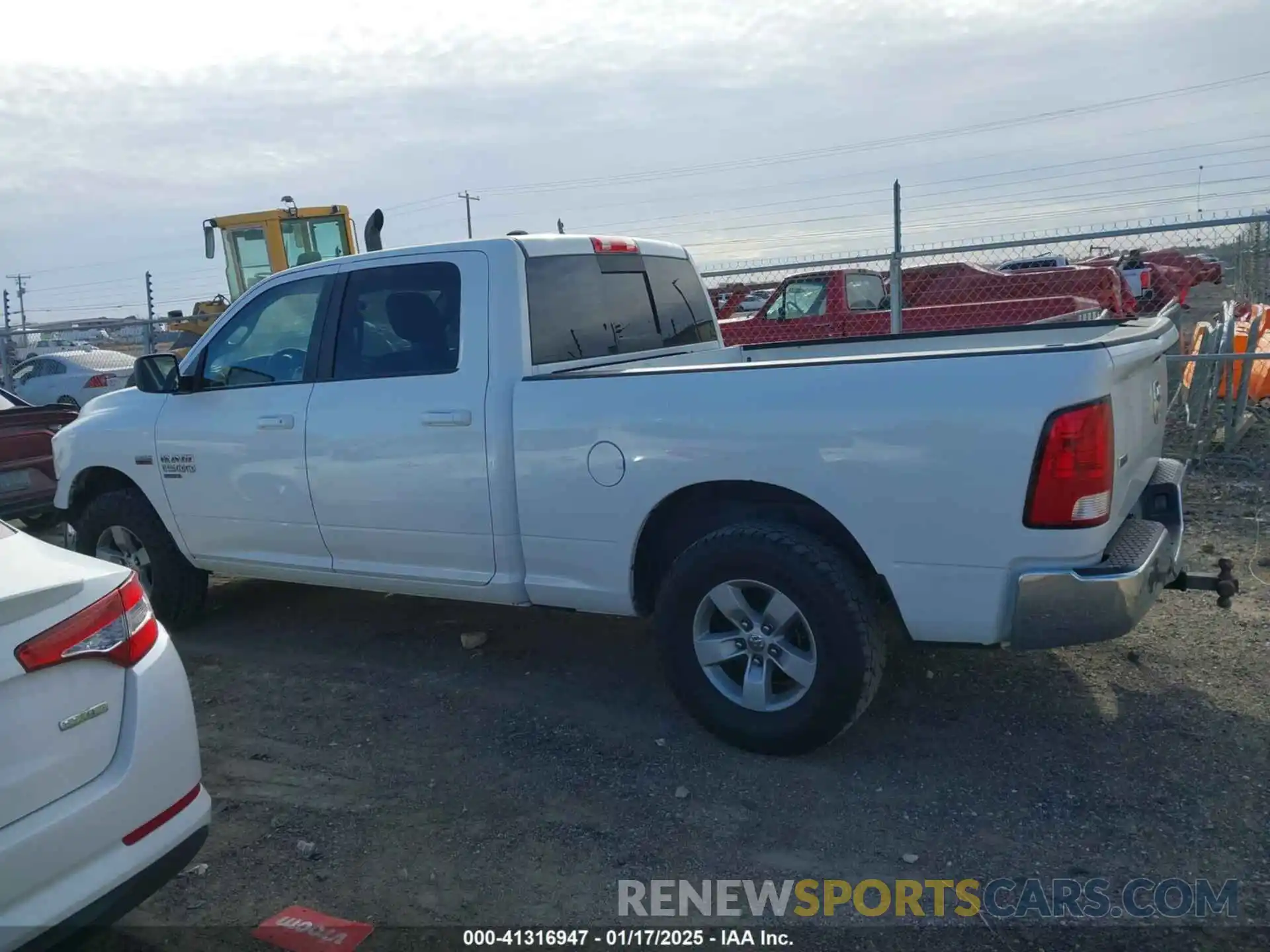 14 Photograph of a damaged car 1C6RR6TT7KS706841 RAM 1500 CLASSIC 2019