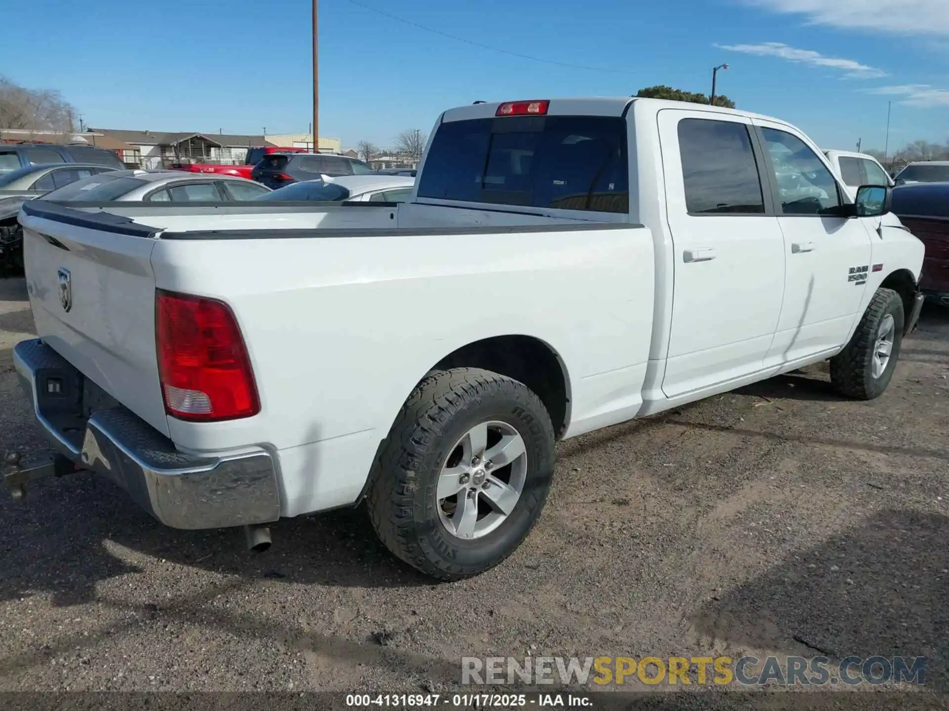 4 Photograph of a damaged car 1C6RR6TT7KS706841 RAM 1500 CLASSIC 2019