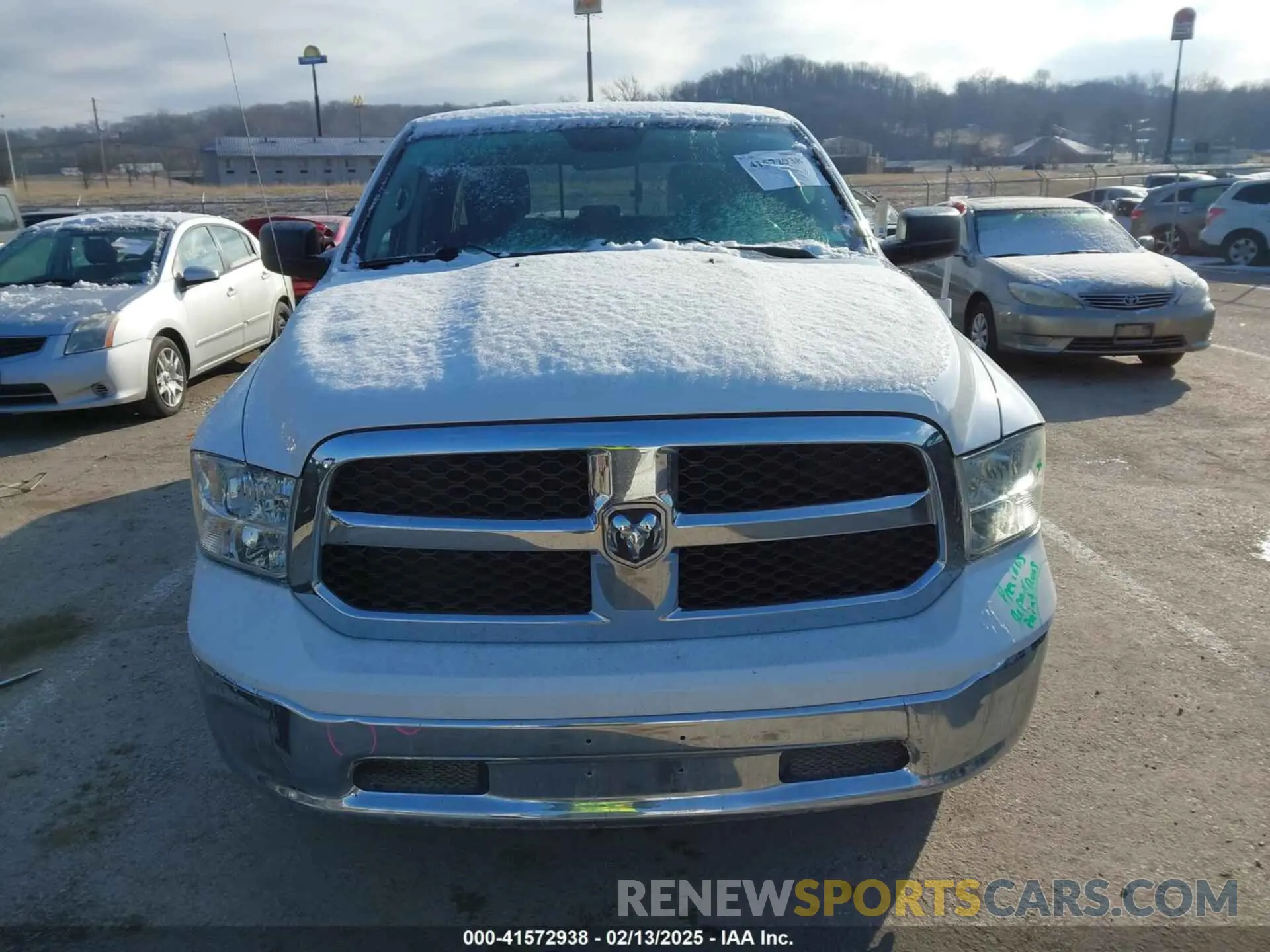 12 Photograph of a damaged car 1C6RR6TTXKS643976 RAM 1500 CLASSIC 2019