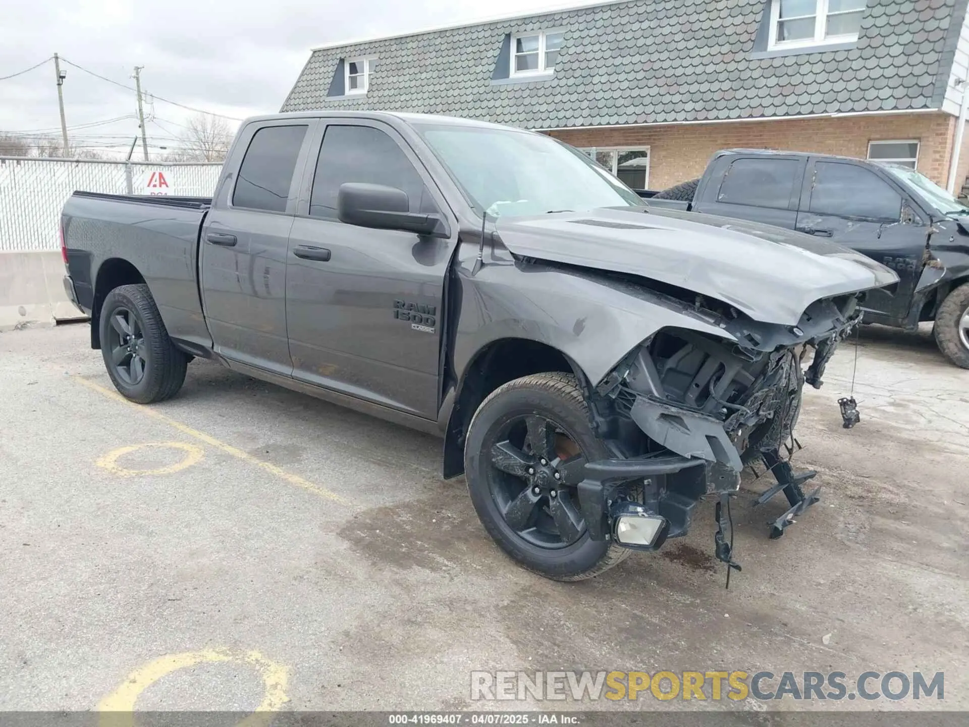1 Photograph of a damaged car 1C6RR7FG1KS547920 RAM 1500 CLASSIC 2019