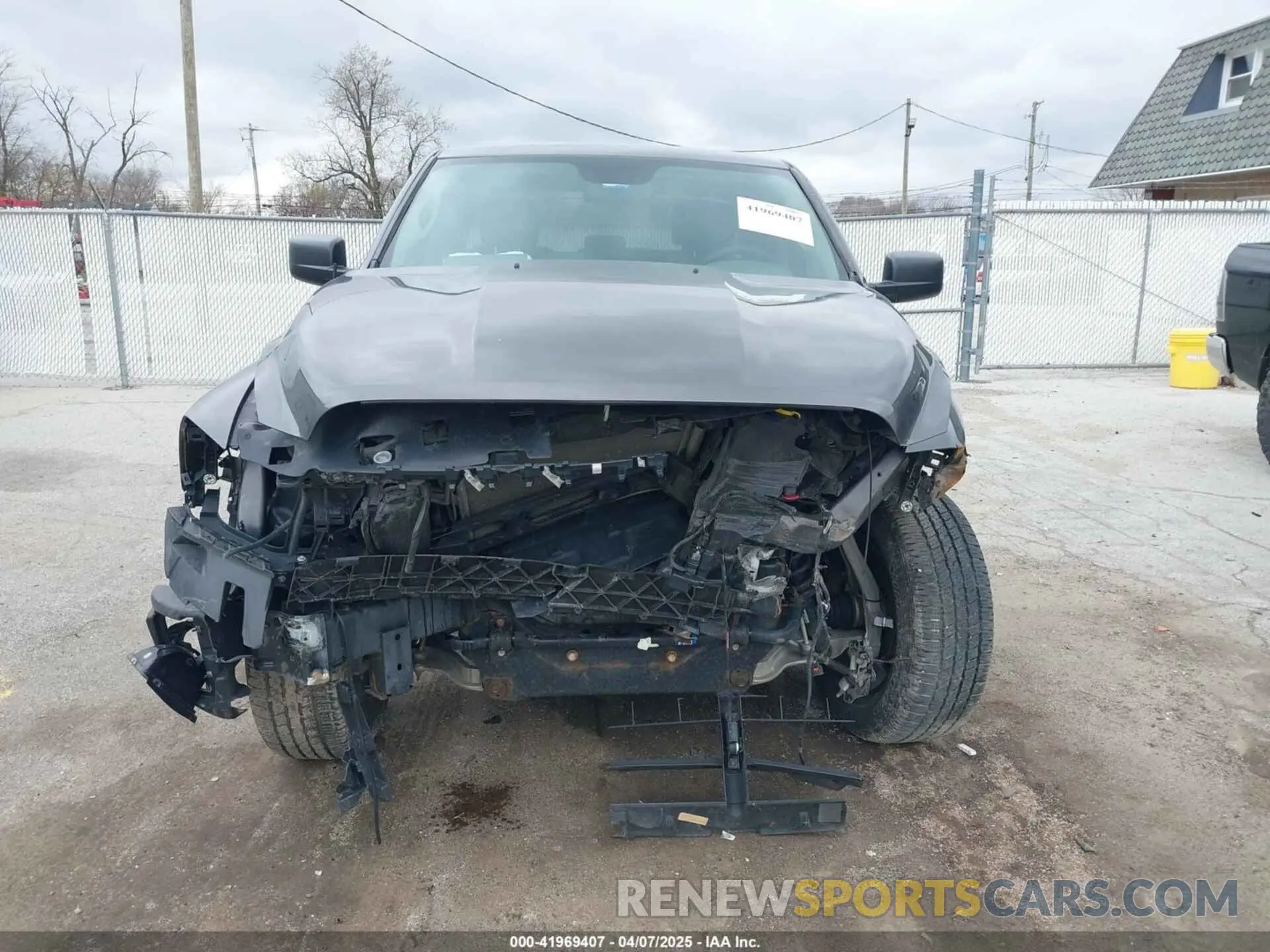 13 Photograph of a damaged car 1C6RR7FG1KS547920 RAM 1500 CLASSIC 2019