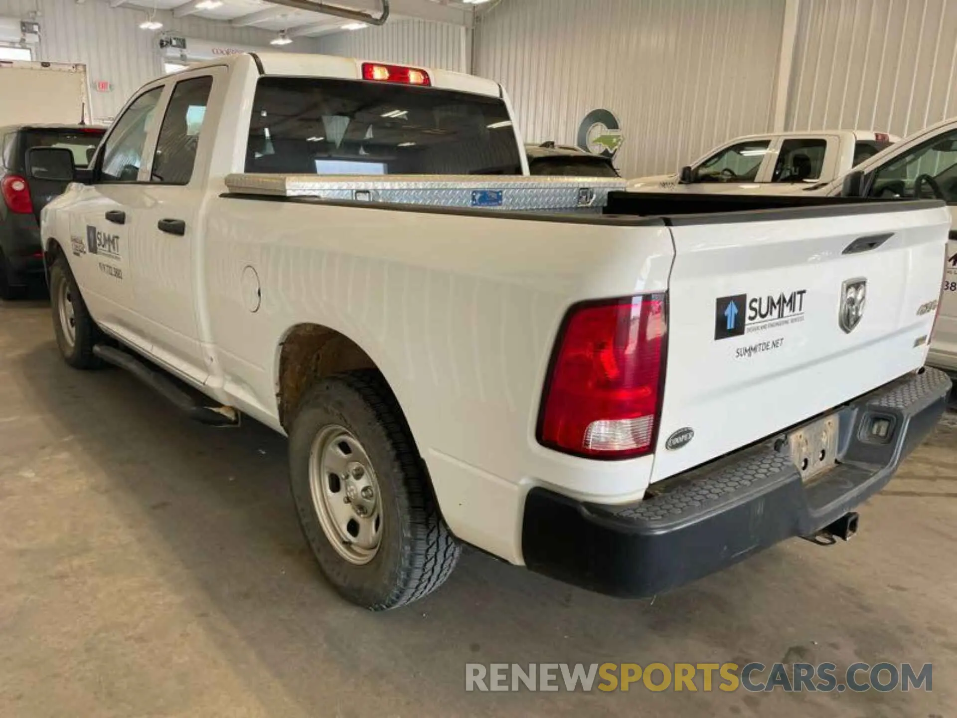 1 Photograph of a damaged car 1C6RR7FG6KS607044 RAM 1500 CLASSIC 2019