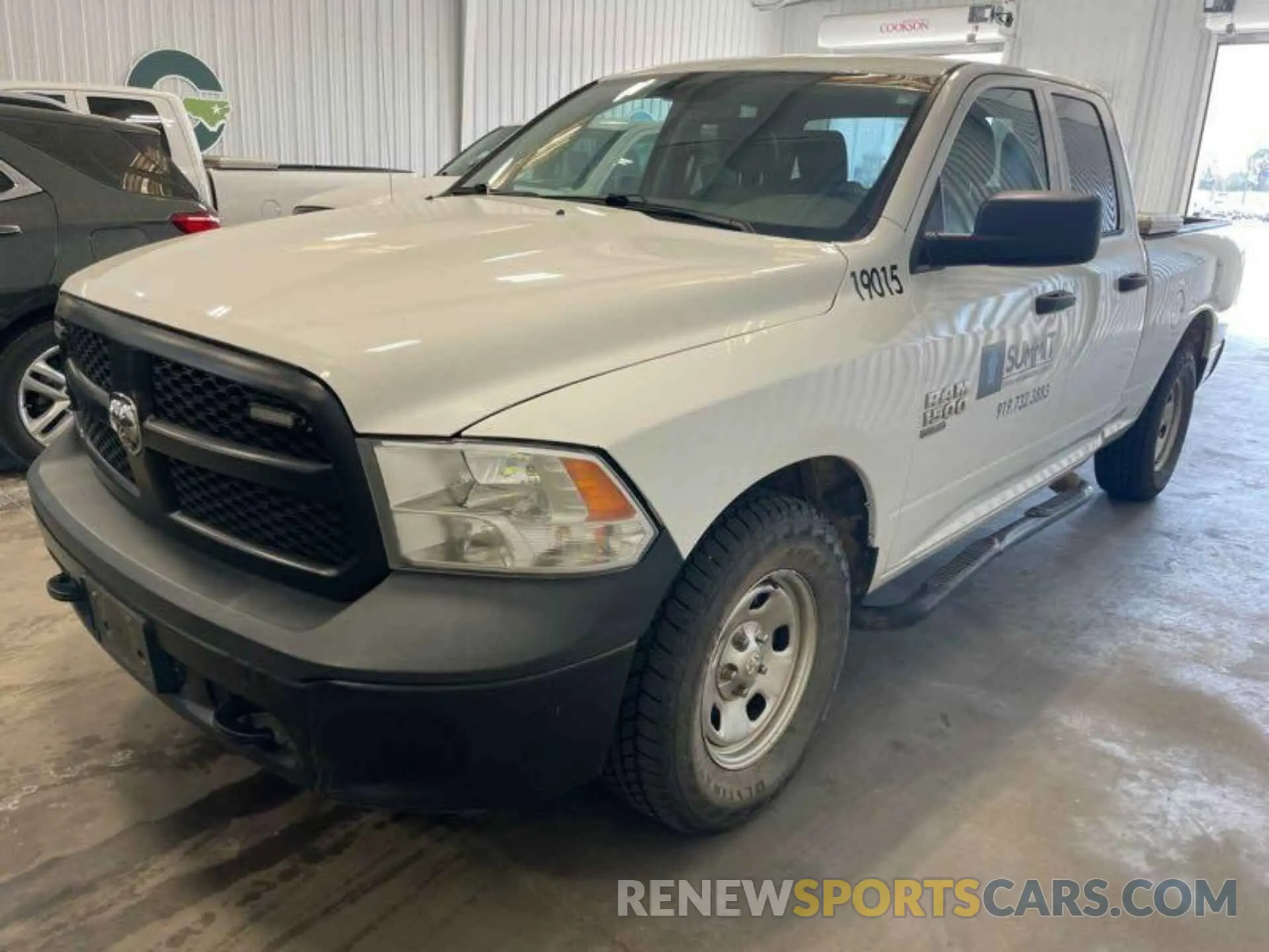 5 Photograph of a damaged car 1C6RR7FG6KS607044 RAM 1500 CLASSIC 2019