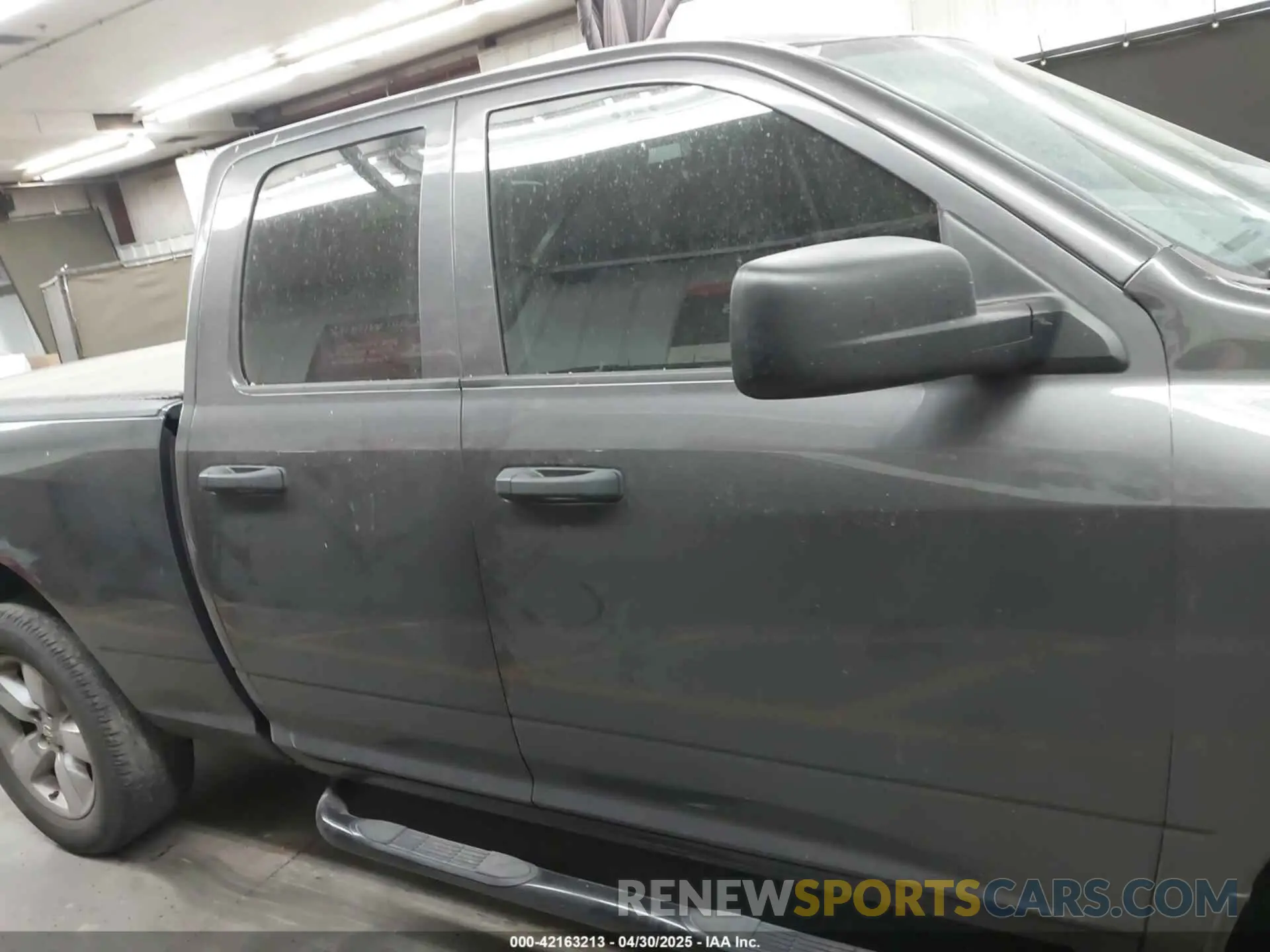 13 Photograph of a damaged car 1C6RR7FG6KS625365 RAM 1500 CLASSIC 2019