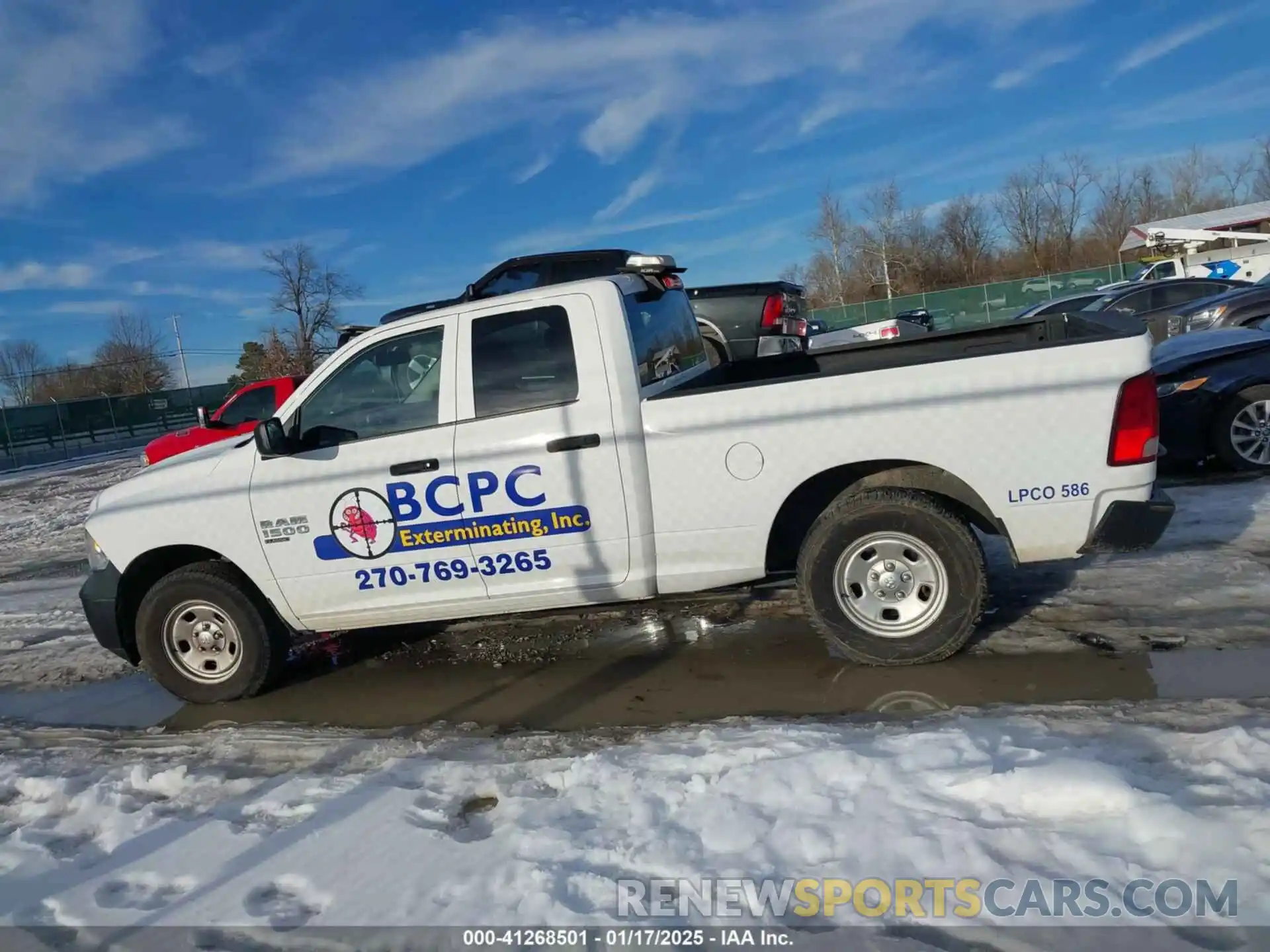 14 Photograph of a damaged car 1C6RR7FG6KS708844 RAM 1500 CLASSIC 2019