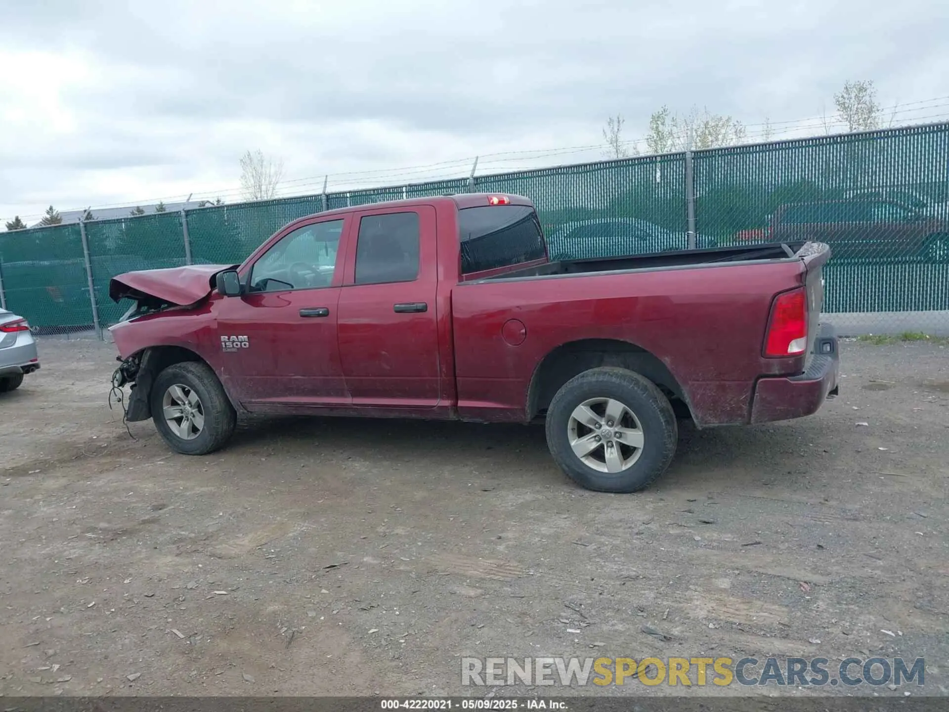 14 Photograph of a damaged car 1C6RR7FG7KS501699 RAM 1500 CLASSIC 2019
