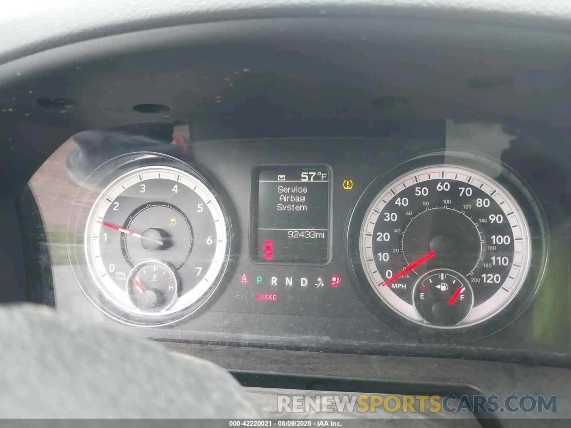 7 Photograph of a damaged car 1C6RR7FG7KS501699 RAM 1500 CLASSIC 2019