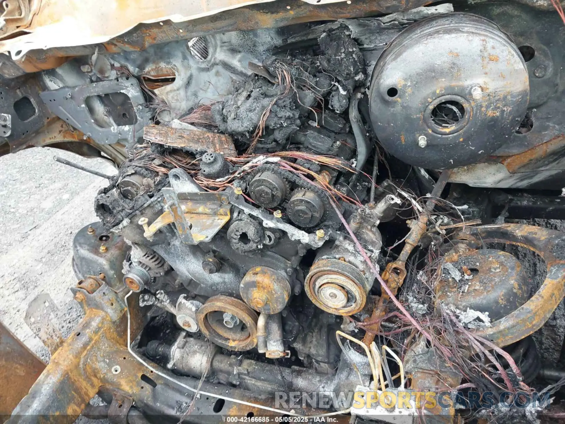 10 Photograph of a damaged car 1C6RR7FG7KS658598 RAM 1500 CLASSIC 2019