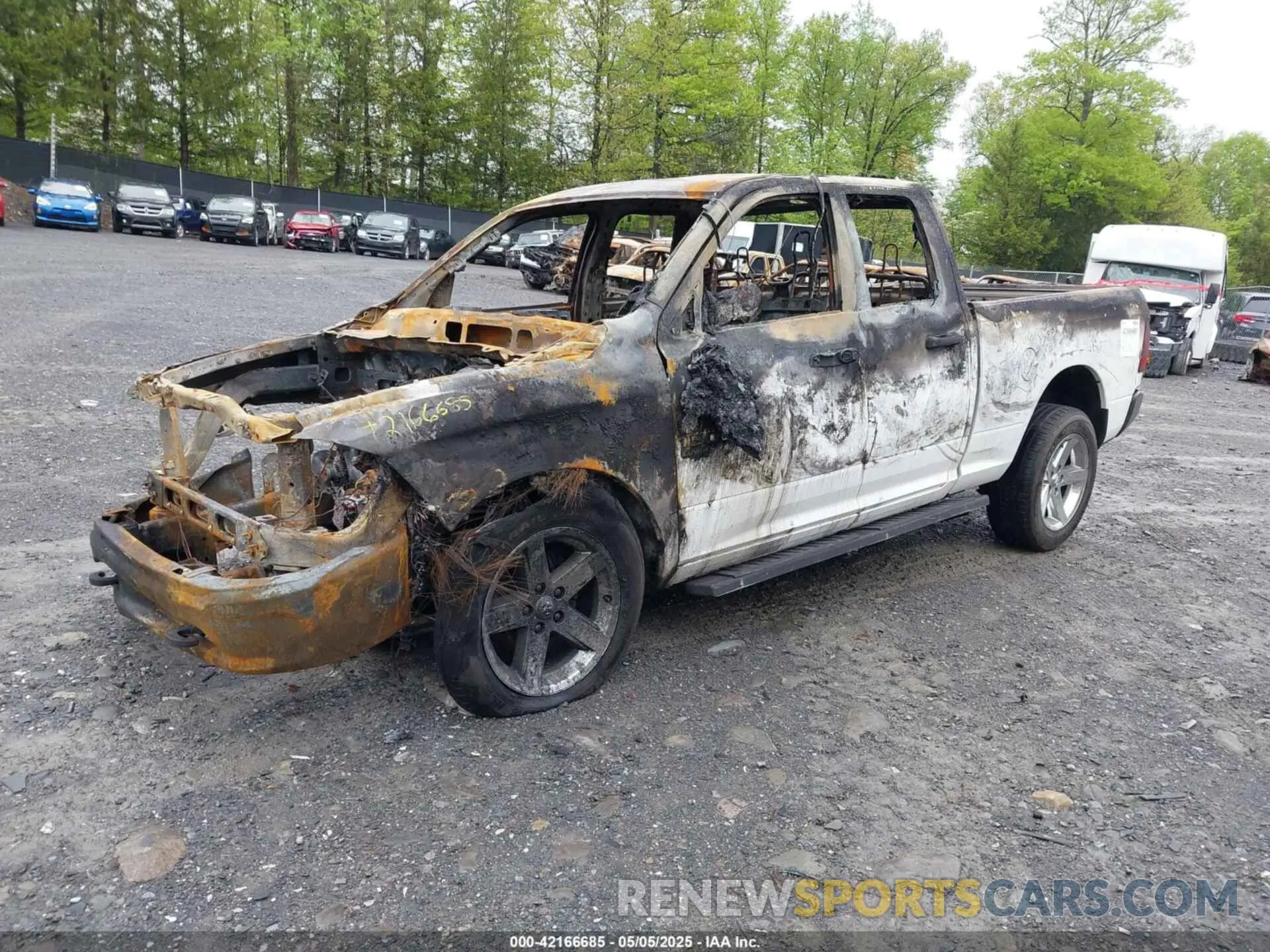 2 Photograph of a damaged car 1C6RR7FG7KS658598 RAM 1500 CLASSIC 2019