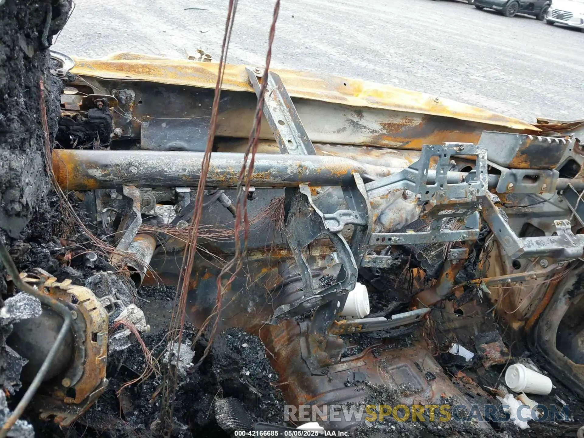 7 Photograph of a damaged car 1C6RR7FG7KS658598 RAM 1500 CLASSIC 2019