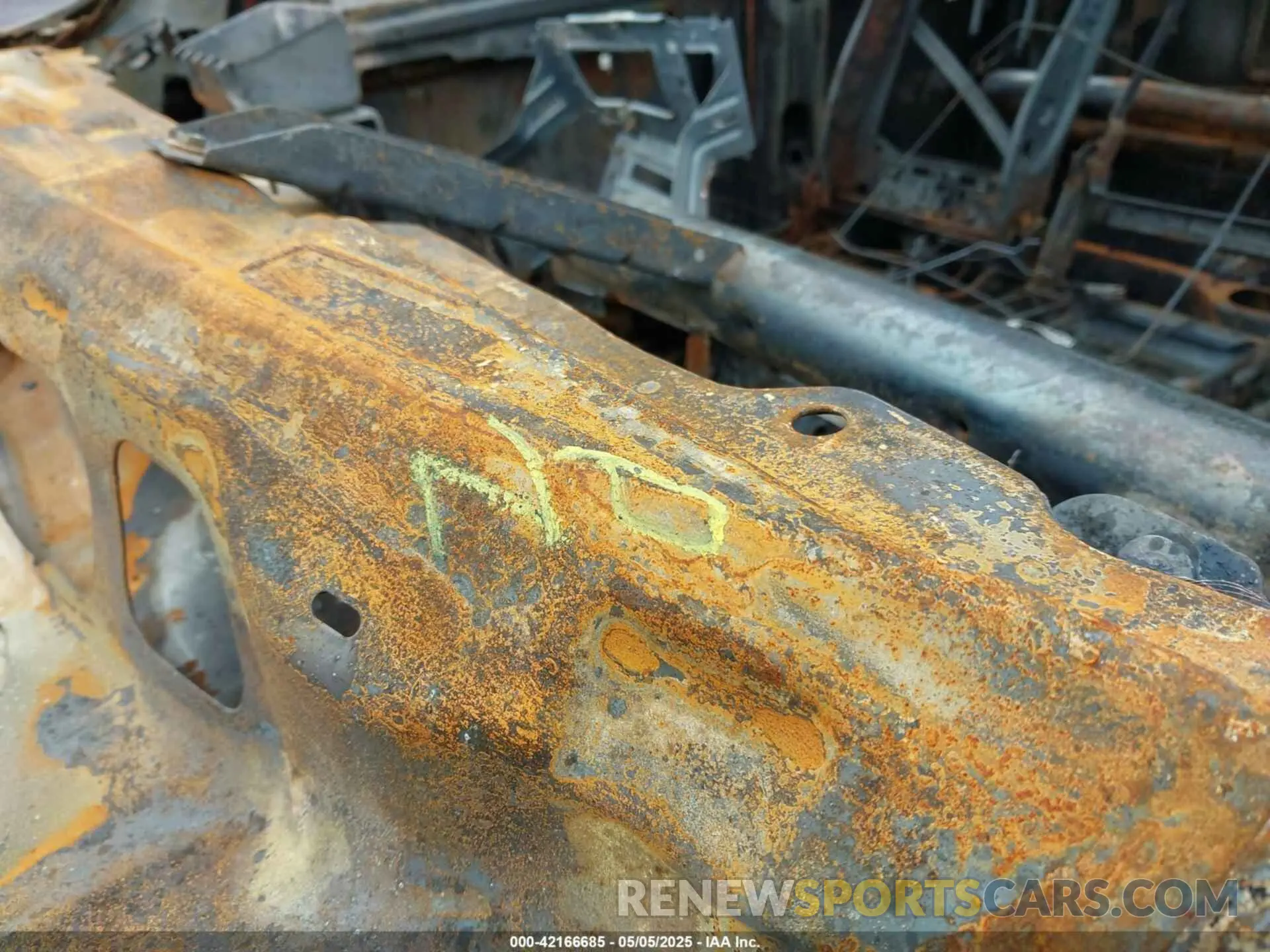 9 Photograph of a damaged car 1C6RR7FG7KS658598 RAM 1500 CLASSIC 2019