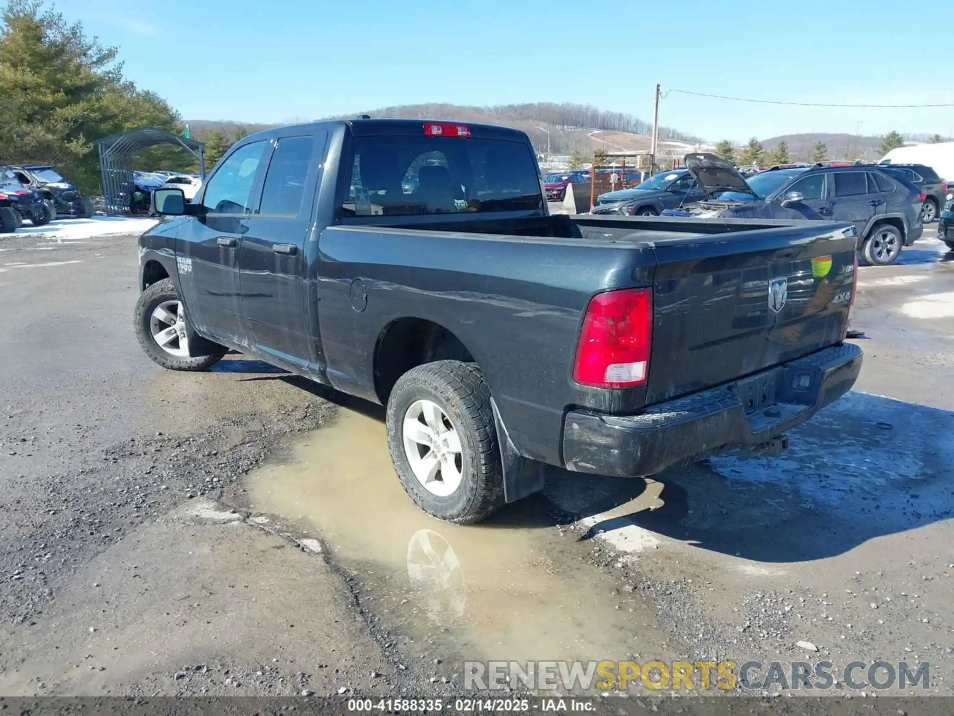 3 Photograph of a damaged car 1C6RR7FG8KS520357 RAM 1500 CLASSIC 2019