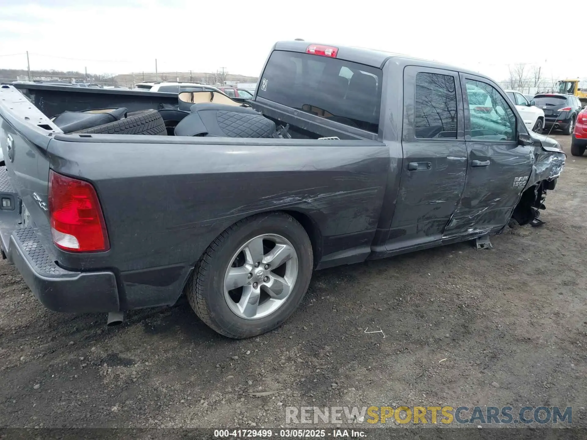 4 Photograph of a damaged car 1C6RR7FG8KS533240 RAM 1500 CLASSIC 2019