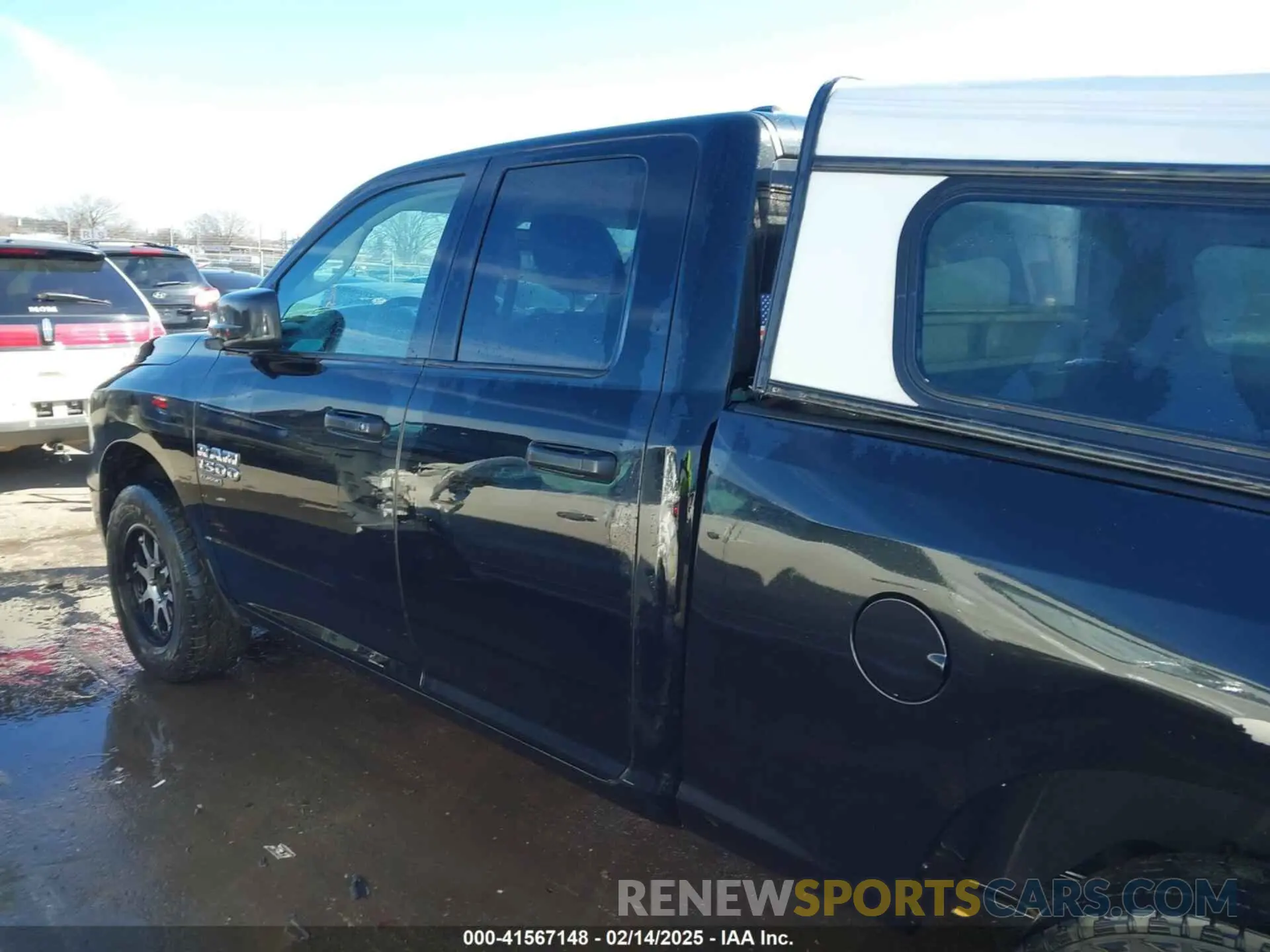 14 Photograph of a damaged car 1C6RR7FG8KS682473 RAM 1500 CLASSIC 2019