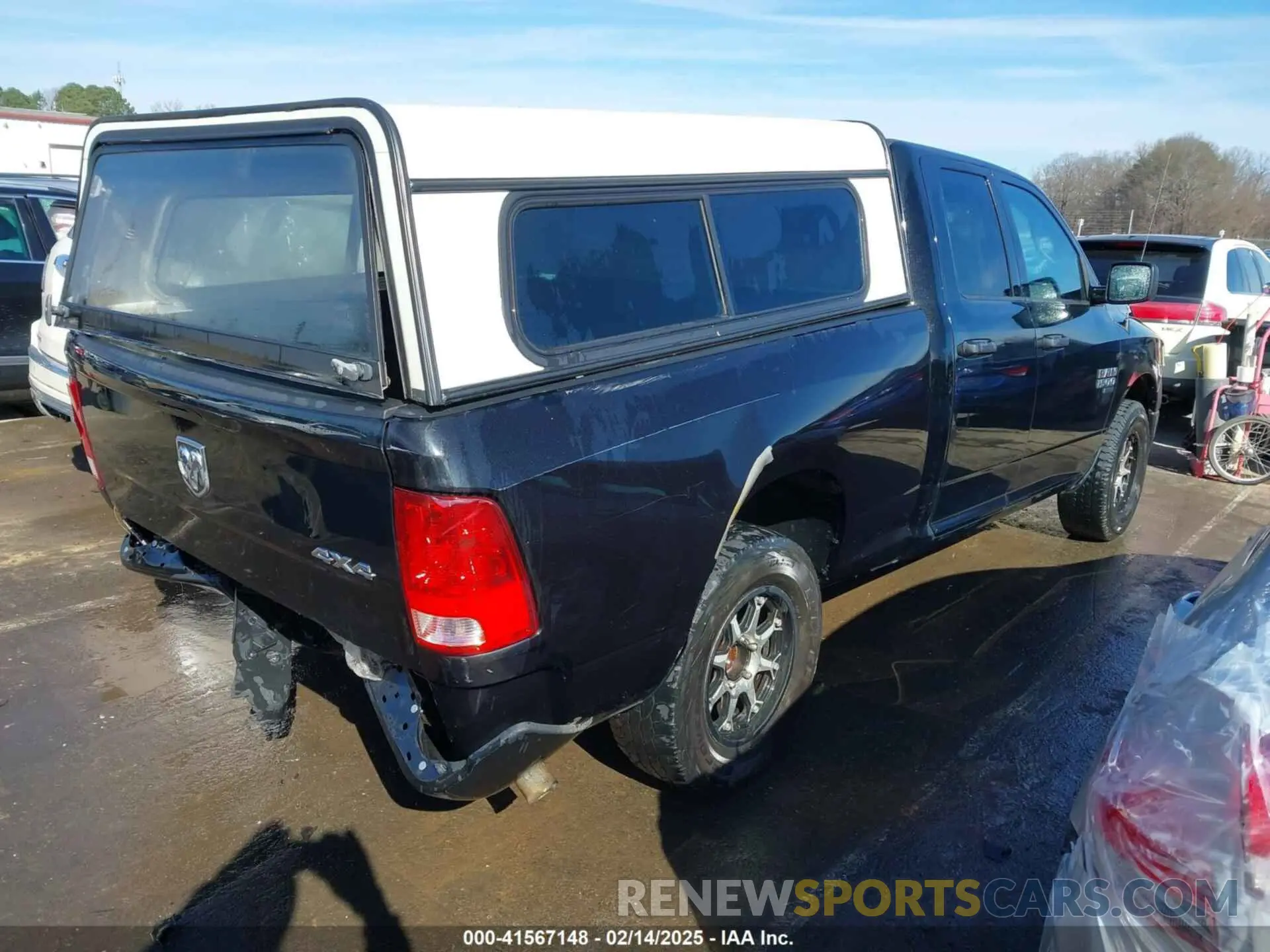 4 Photograph of a damaged car 1C6RR7FG8KS682473 RAM 1500 CLASSIC 2019