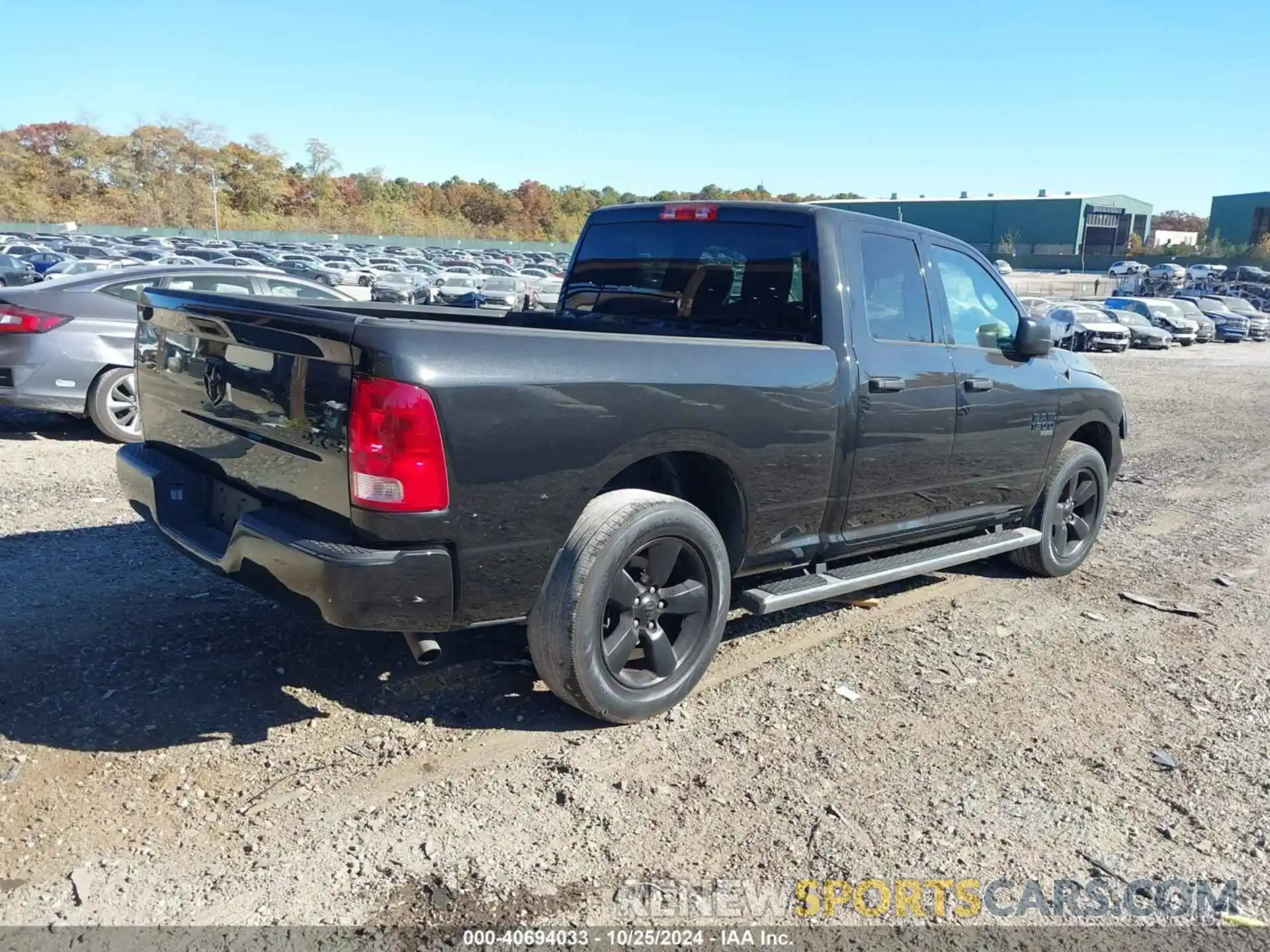 4 Photograph of a damaged car 1C6RR7FG9KS502384 RAM 1500 CLASSIC 2019