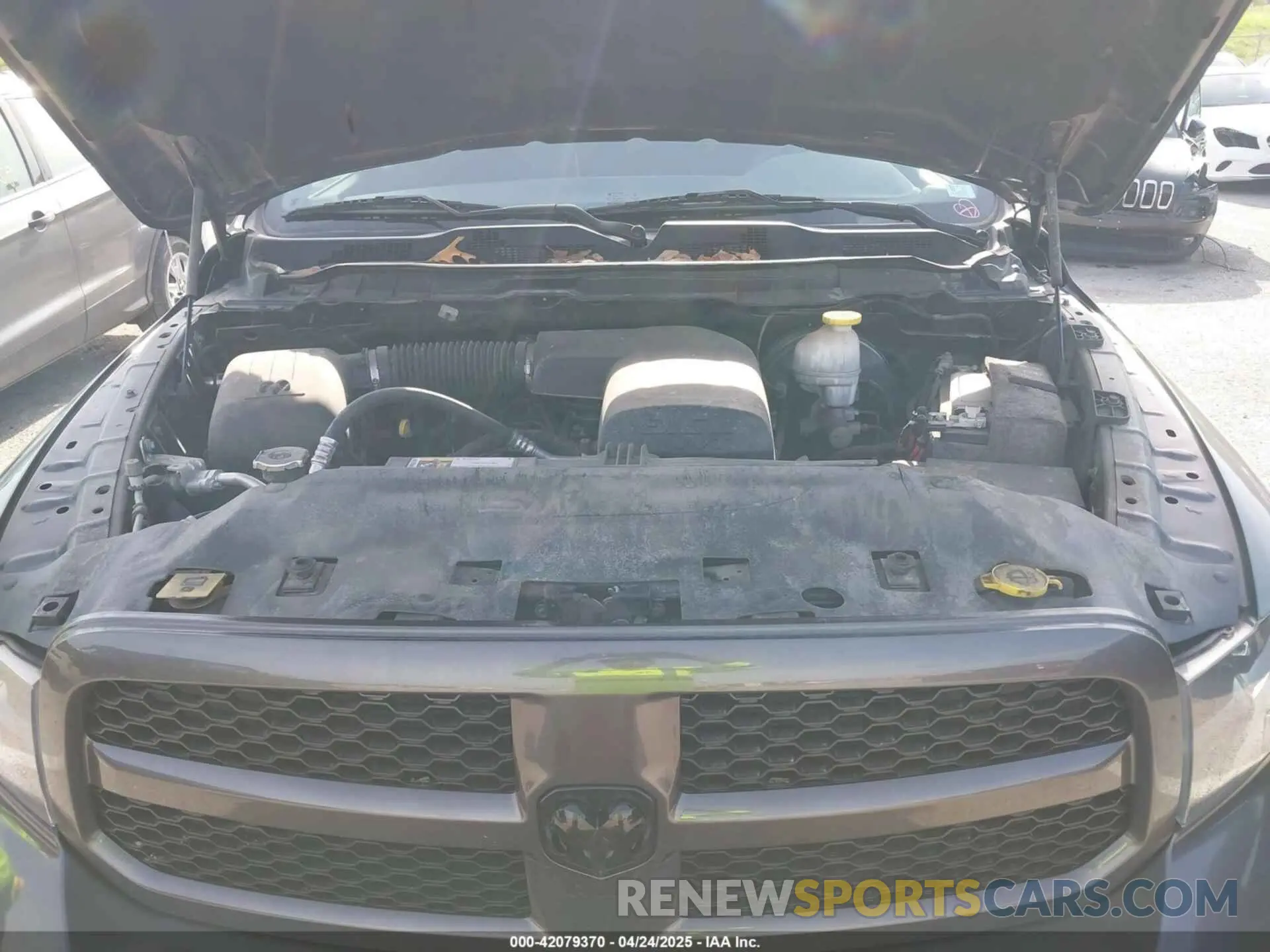 10 Photograph of a damaged car 1C6RR7FG9KS579417 RAM 1500 CLASSIC 2019
