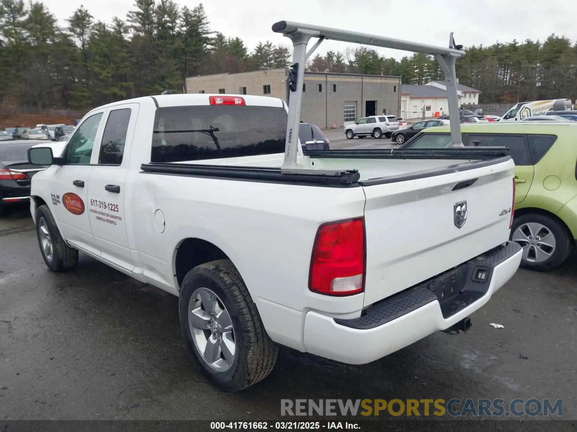 3 Photograph of a damaged car 1C6RR7FG9KS646937 RAM 1500 CLASSIC 2019