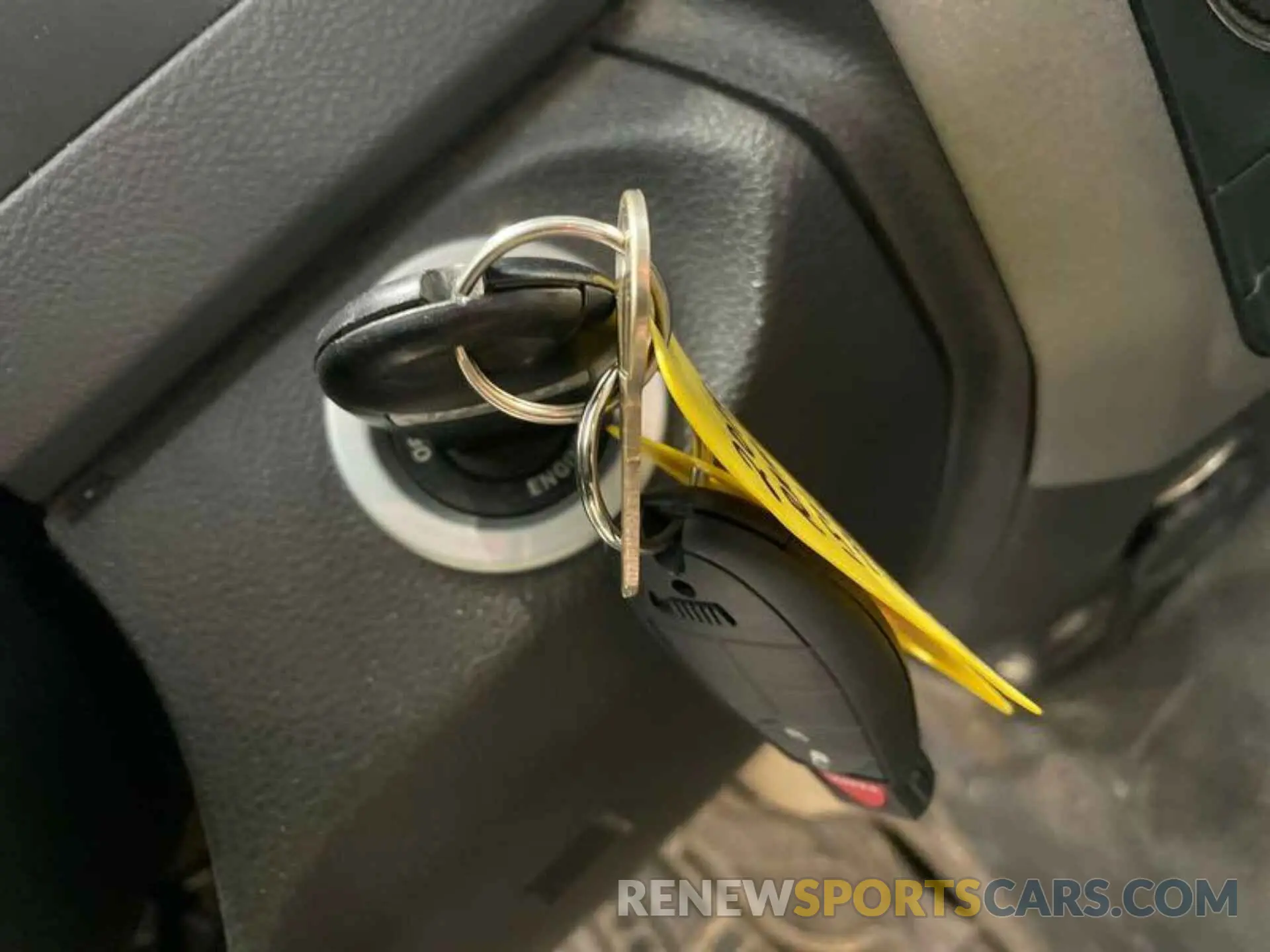 4 Photograph of a damaged car 1C6RR7FGXKS607046 RAM 1500 CLASSIC 2019