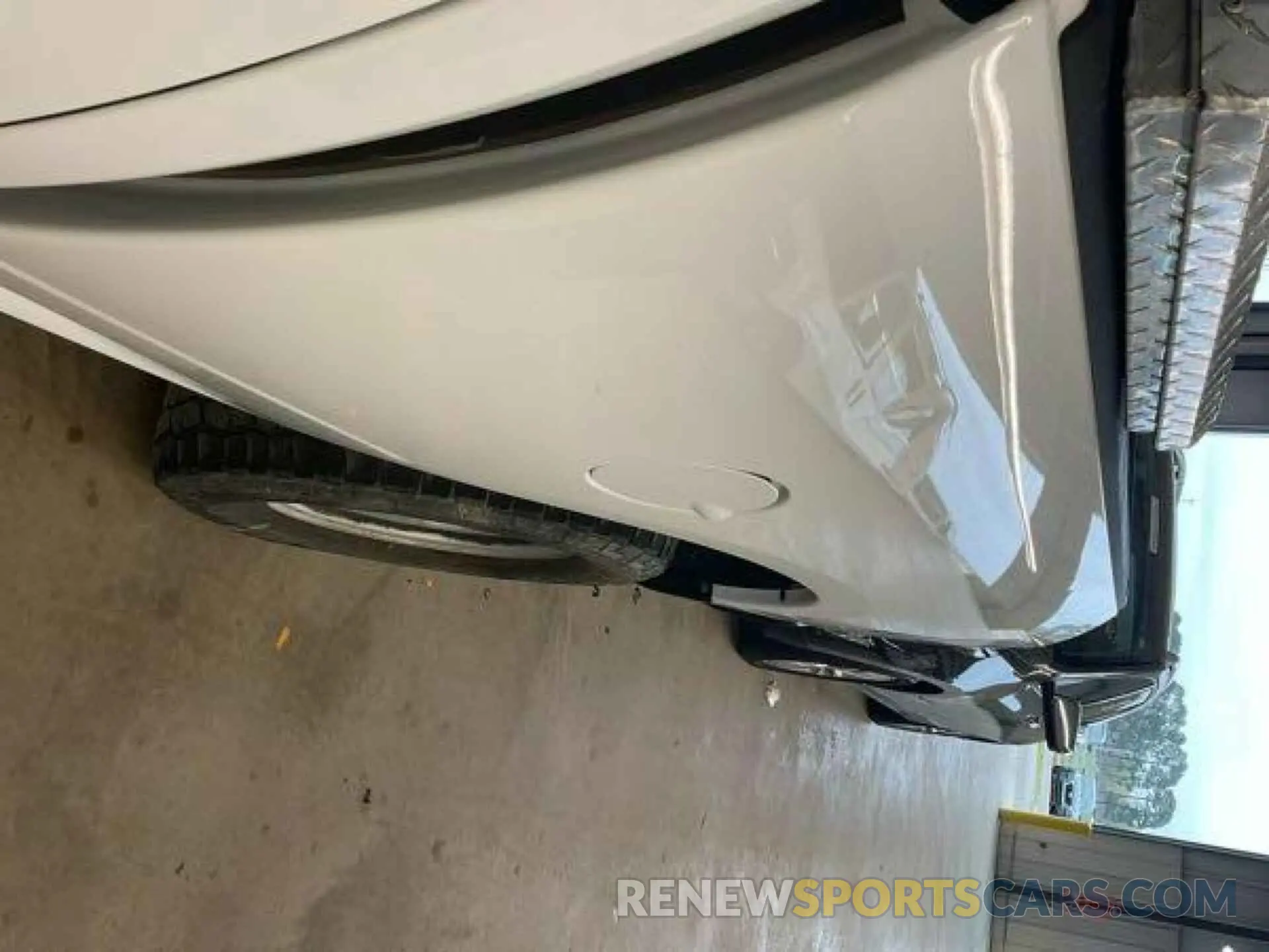 7 Photograph of a damaged car 1C6RR7FGXKS607046 RAM 1500 CLASSIC 2019