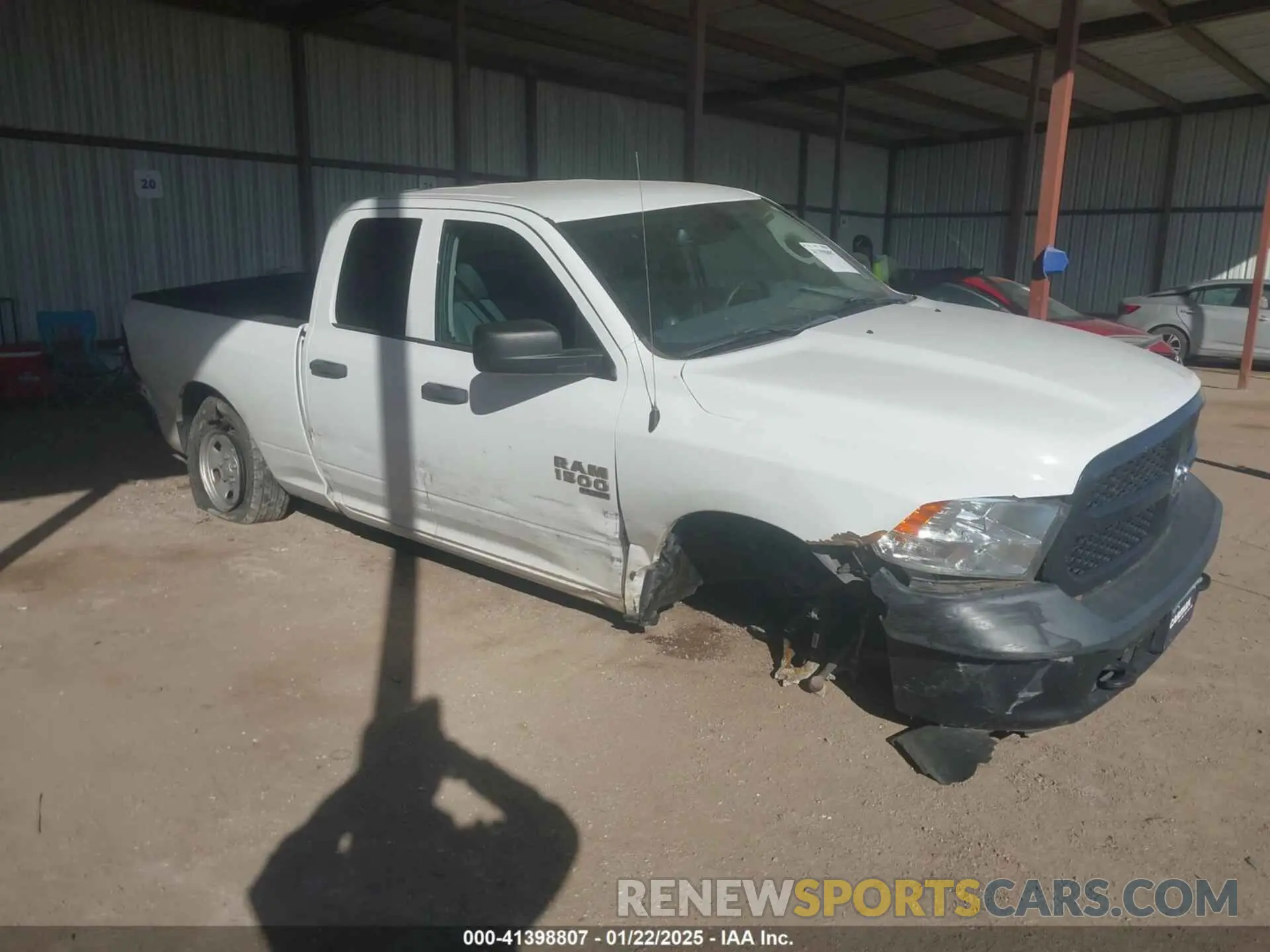 1 Photograph of a damaged car 1C6RR7FGXKS635851 RAM 1500 CLASSIC 2019