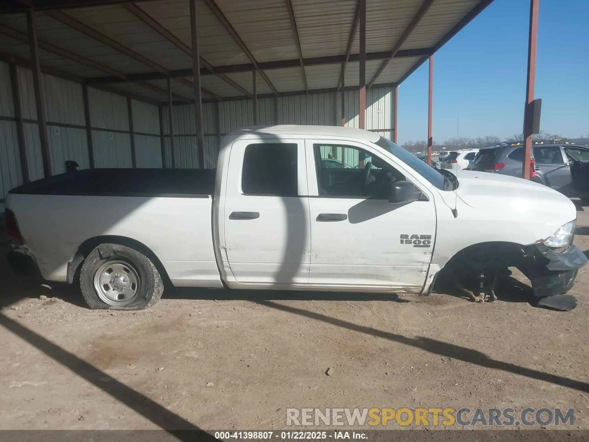13 Photograph of a damaged car 1C6RR7FGXKS635851 RAM 1500 CLASSIC 2019