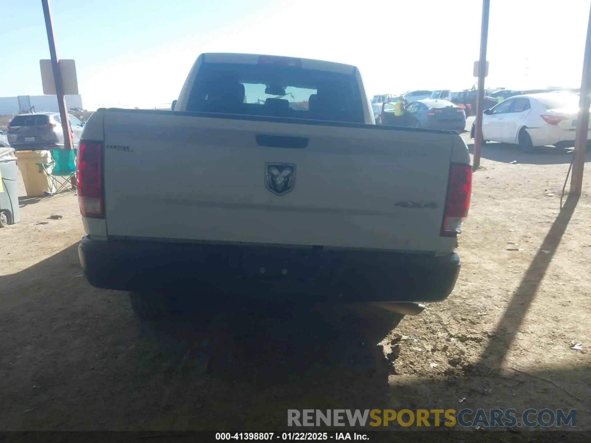 16 Photograph of a damaged car 1C6RR7FGXKS635851 RAM 1500 CLASSIC 2019