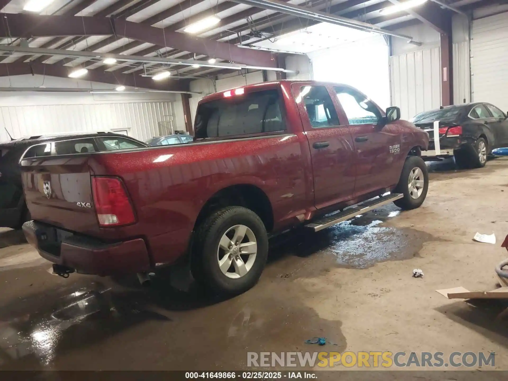 4 Photograph of a damaged car 1C6RR7FT0KS546772 RAM 1500 CLASSIC 2019