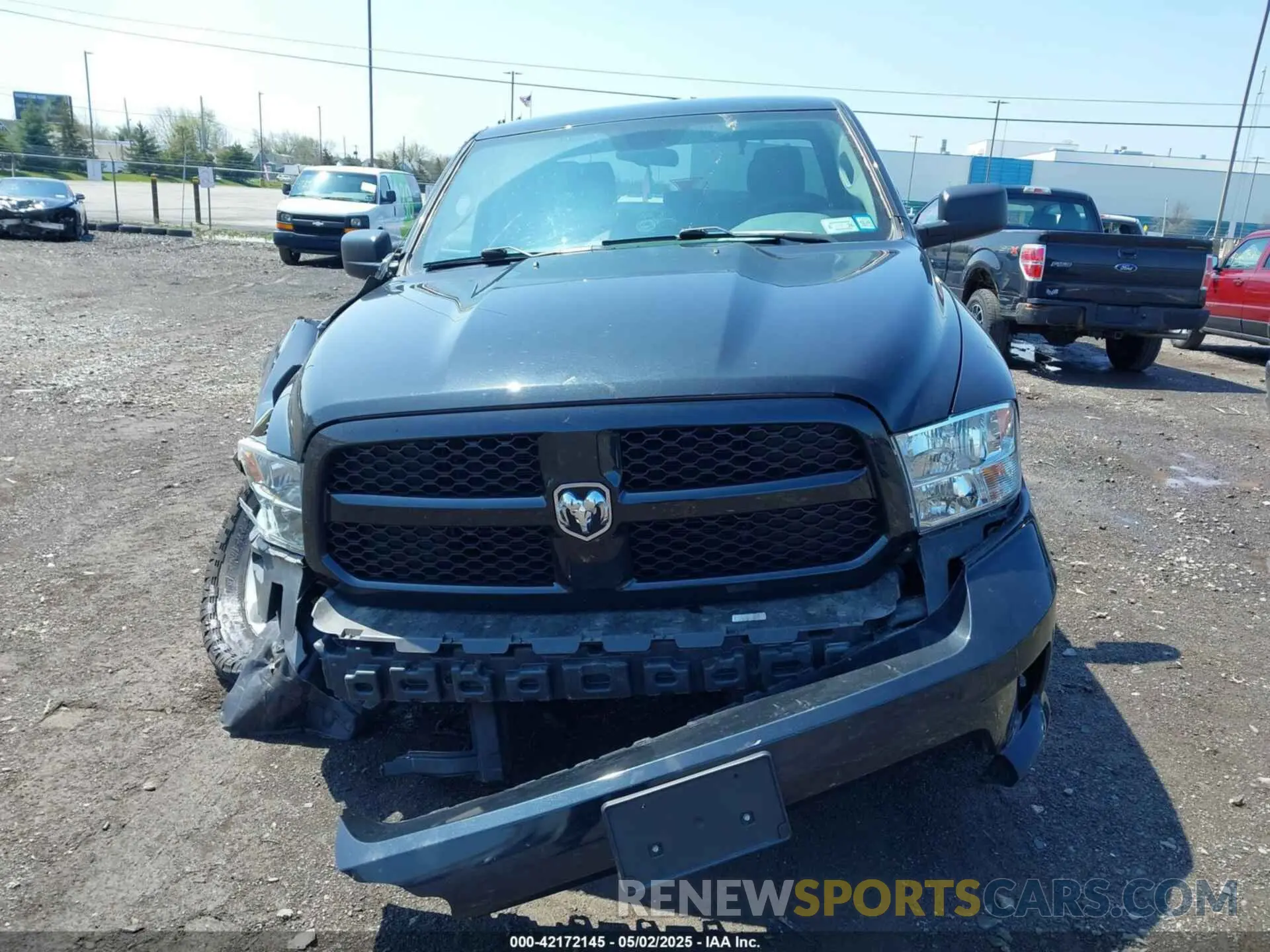 12 Photograph of a damaged car 1C6RR7FT5KS568010 RAM 1500 CLASSIC 2019